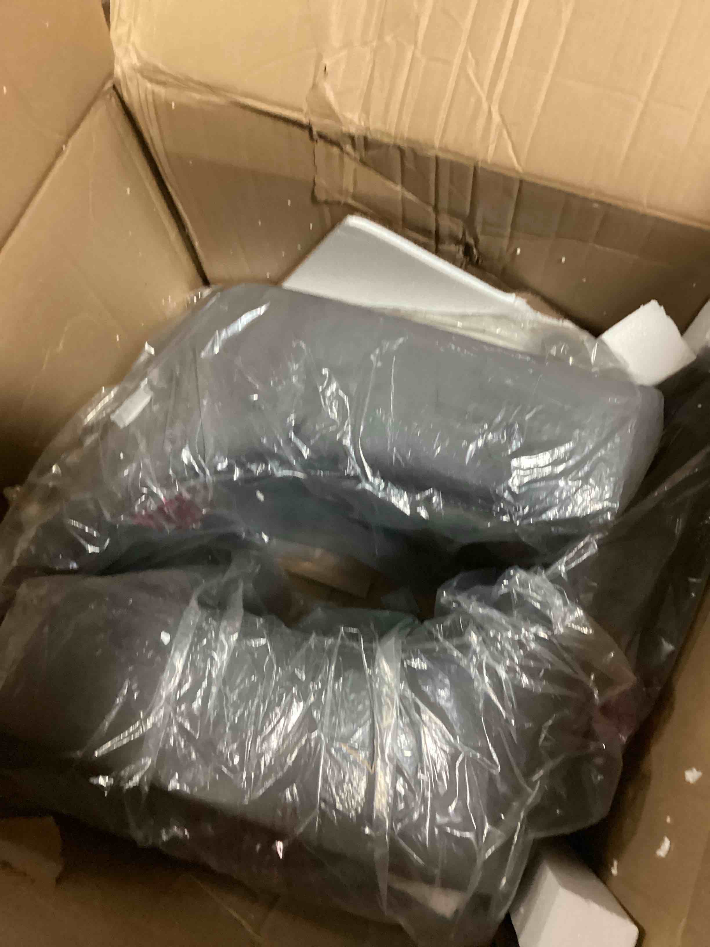 https://s3.amazonaws.com/lotting-images-prod/bidfta/ORG5498037_1700596122074.jpeg