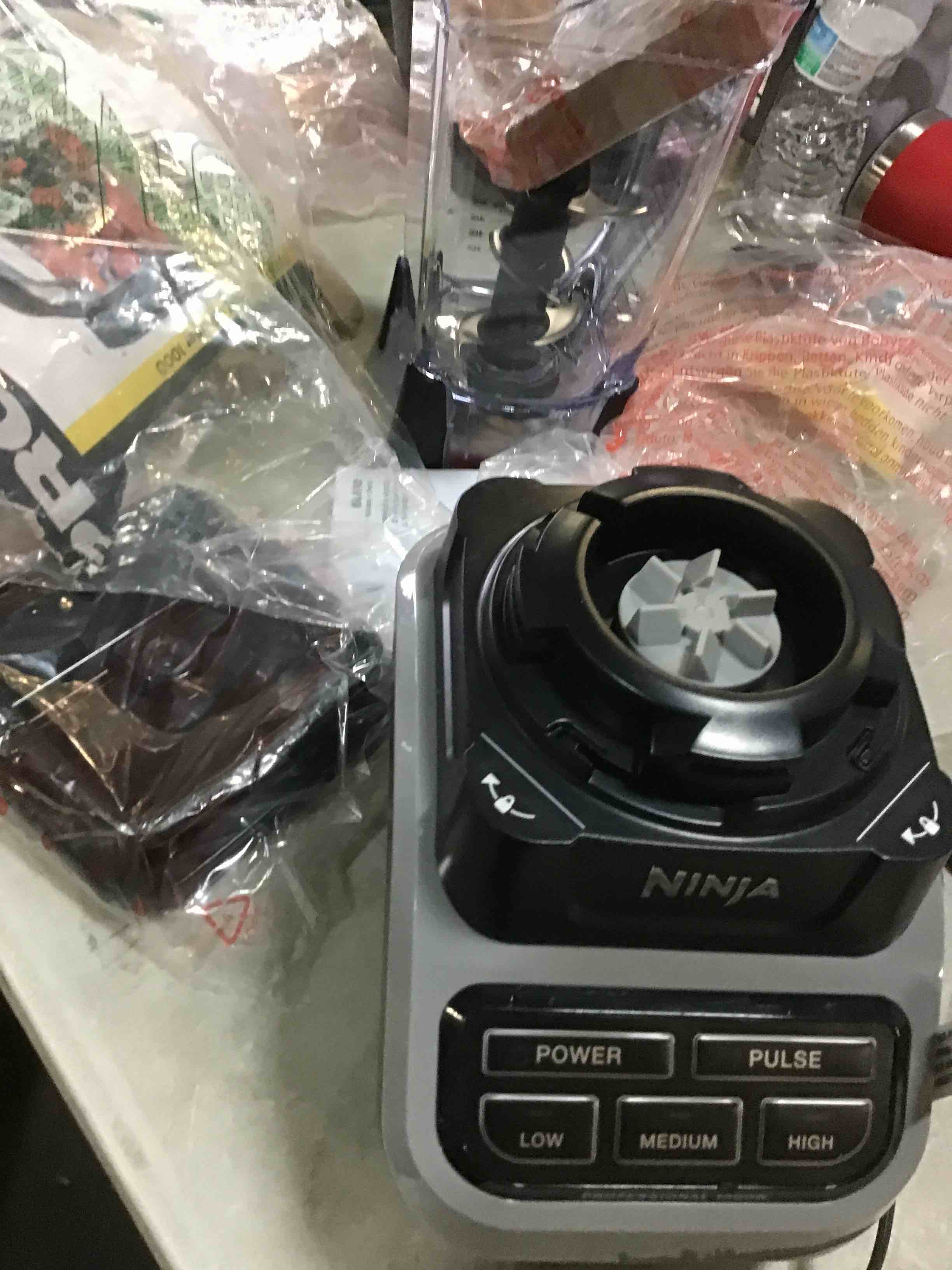 https://s3.amazonaws.com/lotting-images-prod/bidfta/ORG5498260_1700679343139.jpeg