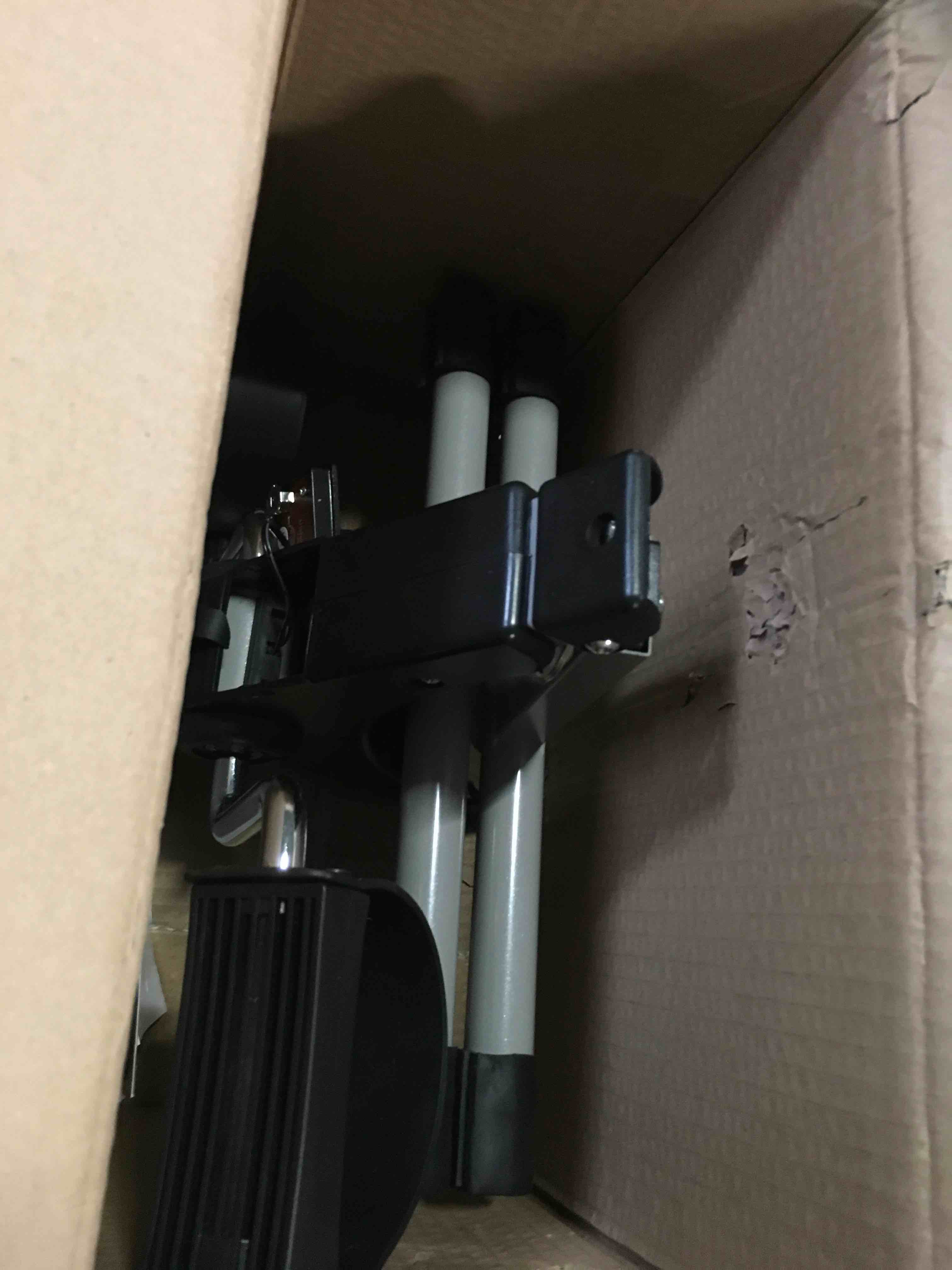 https://s3.amazonaws.com/lotting-images-prod/bidfta/ORG5499120_1701699729242.jpeg
