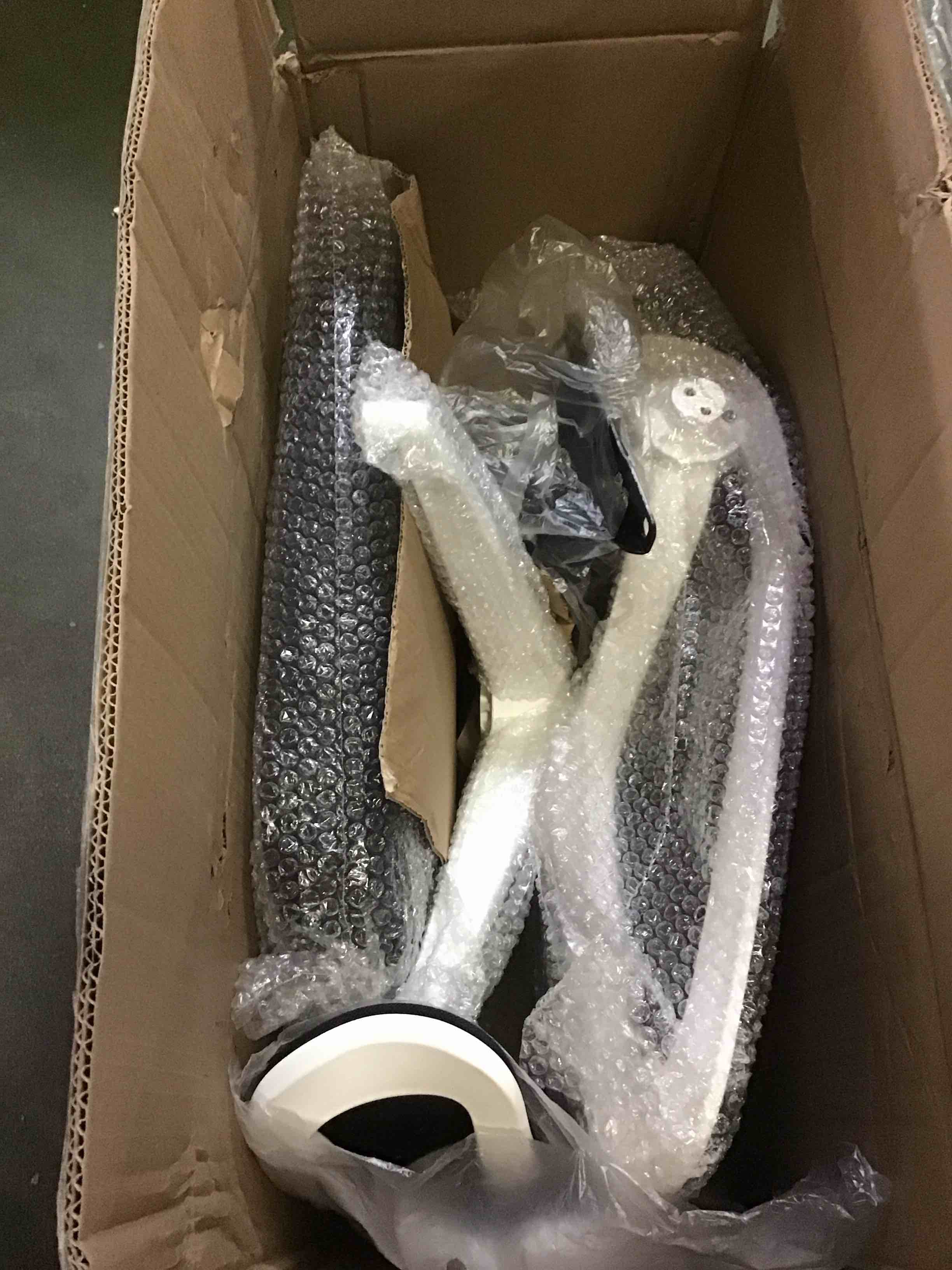 https://s3.amazonaws.com/lotting-images-prod/bidfta/ORG5499241_1701721777708.jpeg