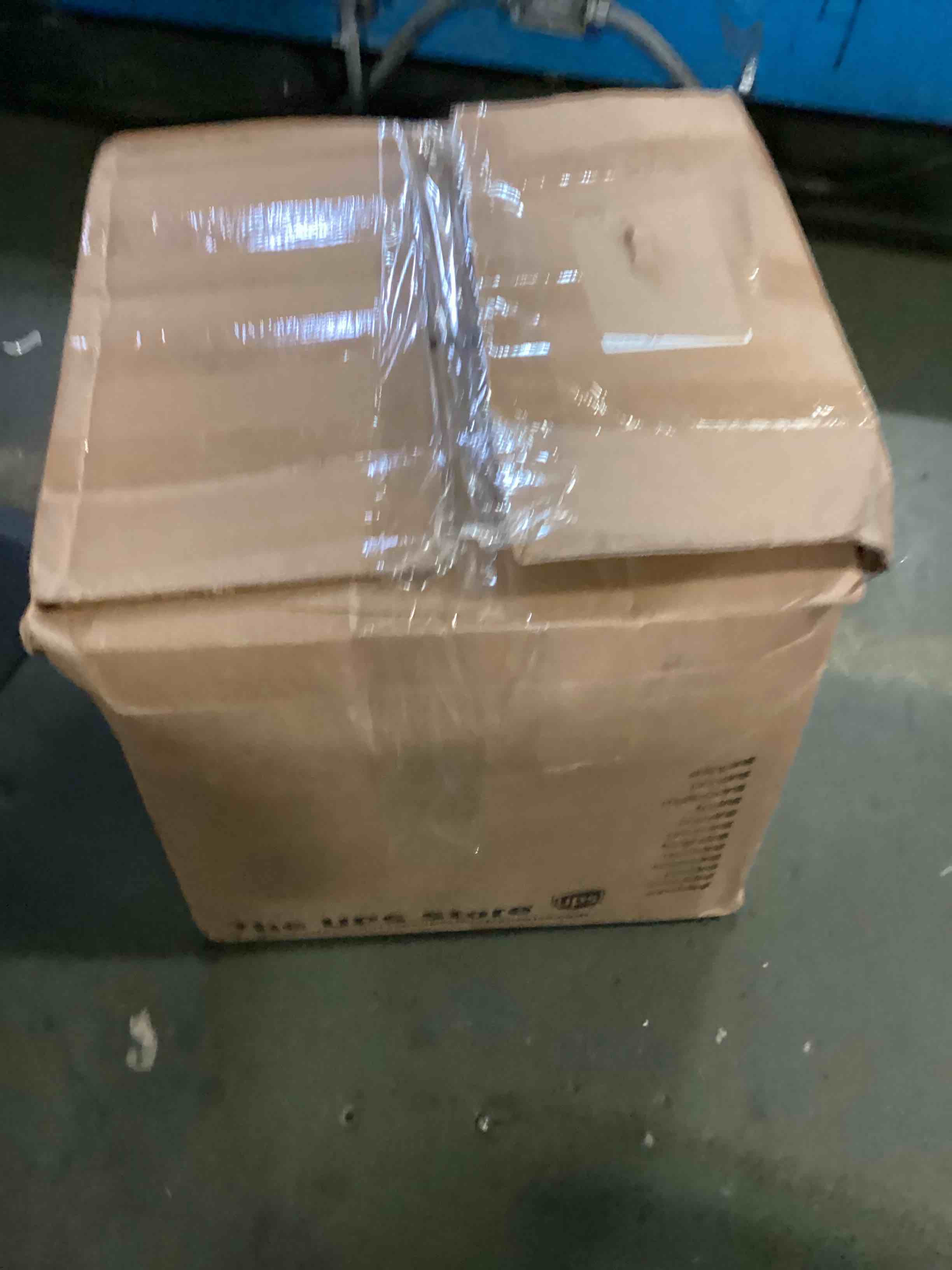 https://s3.amazonaws.com/lotting-images-prod/bidfta/ORG5499463_1700667745490.jpeg