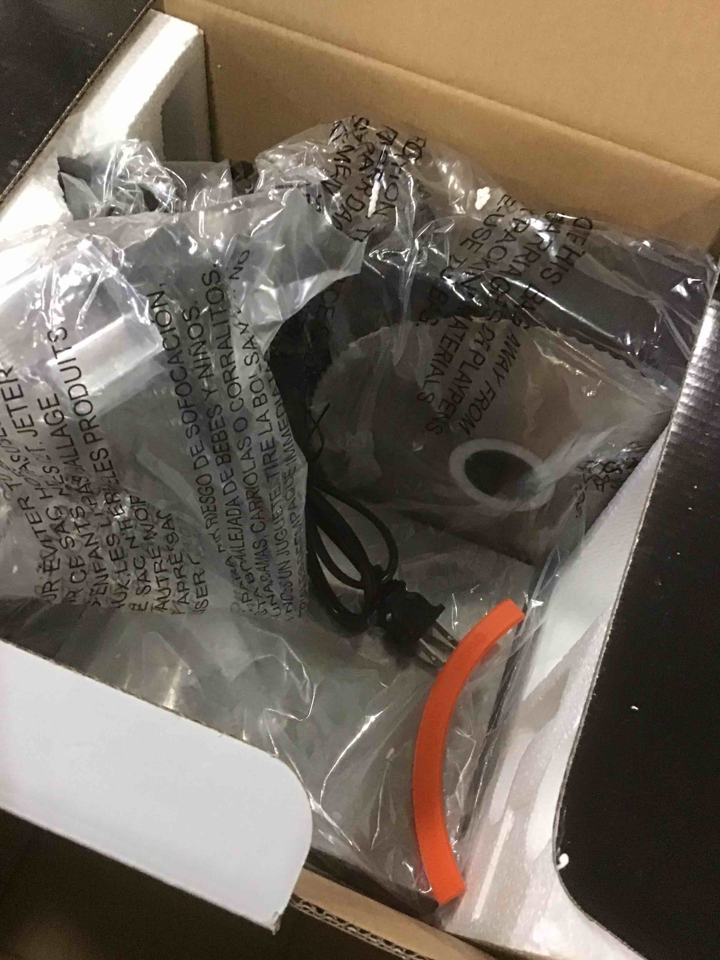 https://s3.amazonaws.com/lotting-images-prod/bidfta/ORG5500638_1703247180088.jpeg