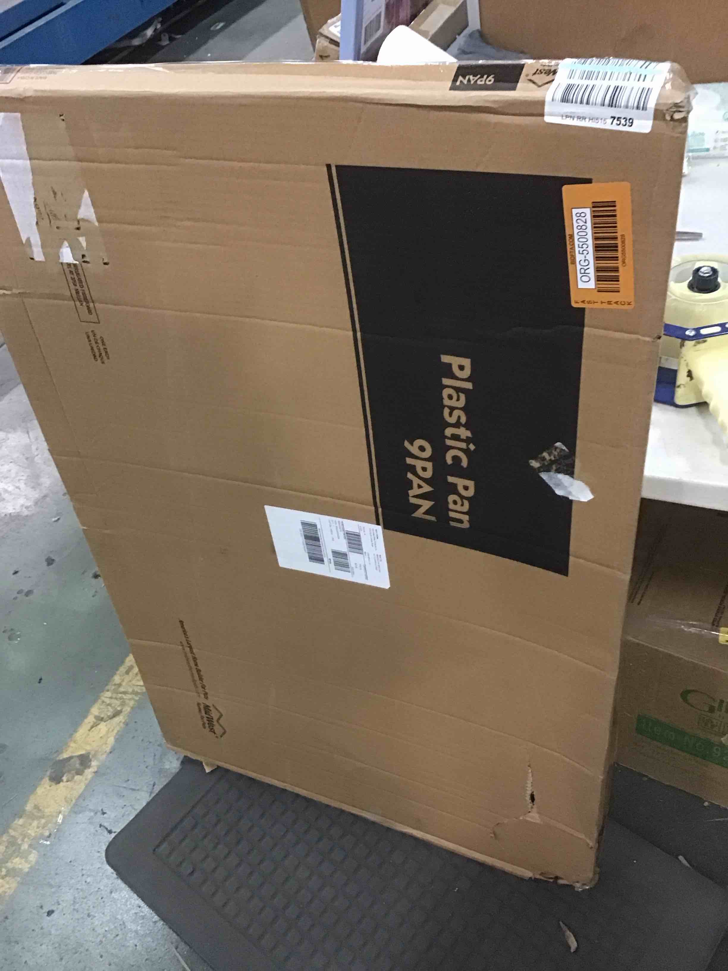 https://s3.amazonaws.com/lotting-images-prod/bidfta/ORG5500828_1703272862316.jpeg