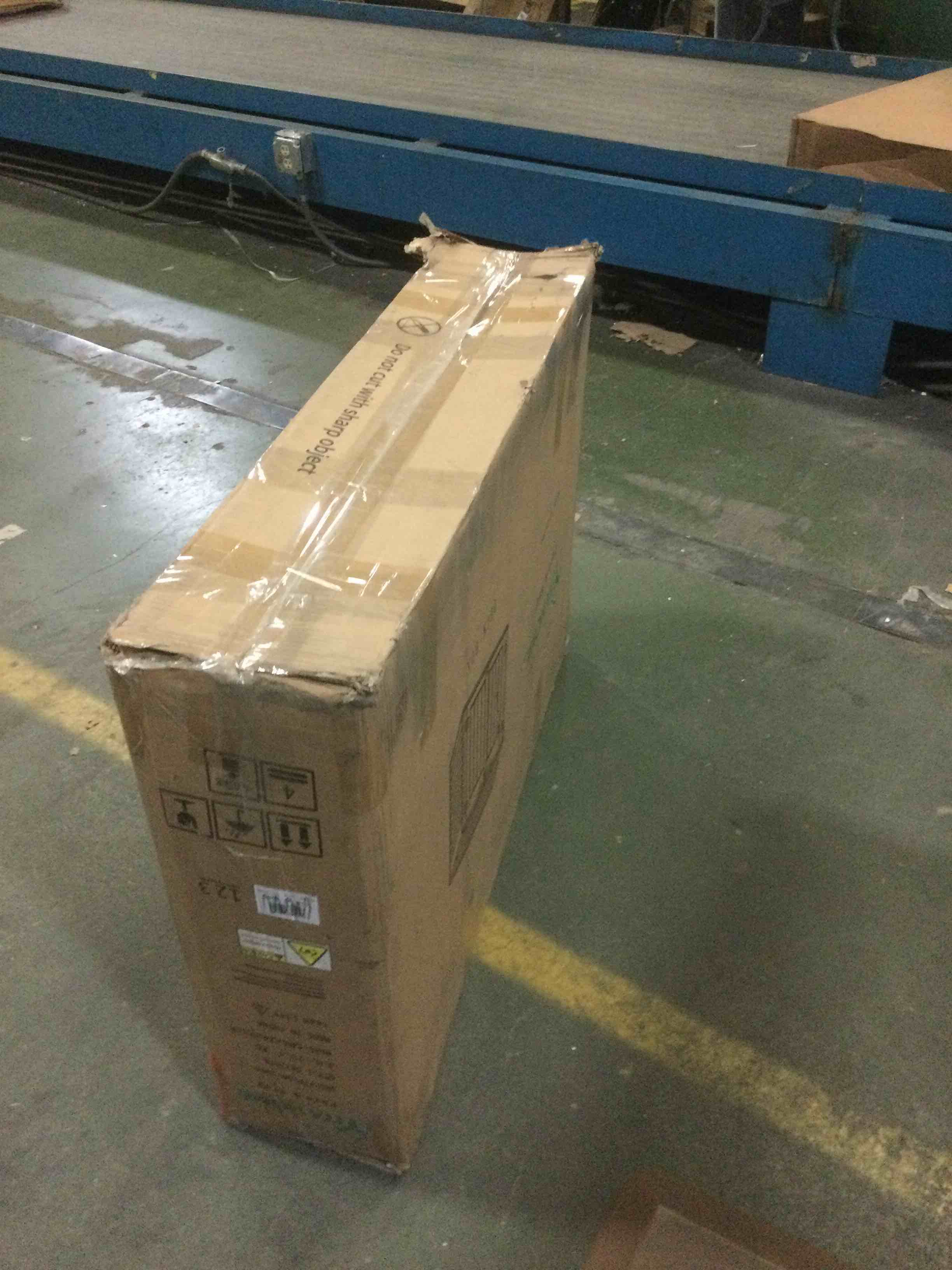 https://s3.amazonaws.com/lotting-images-prod/bidfta/ORG5503220_1700575033965.jpeg