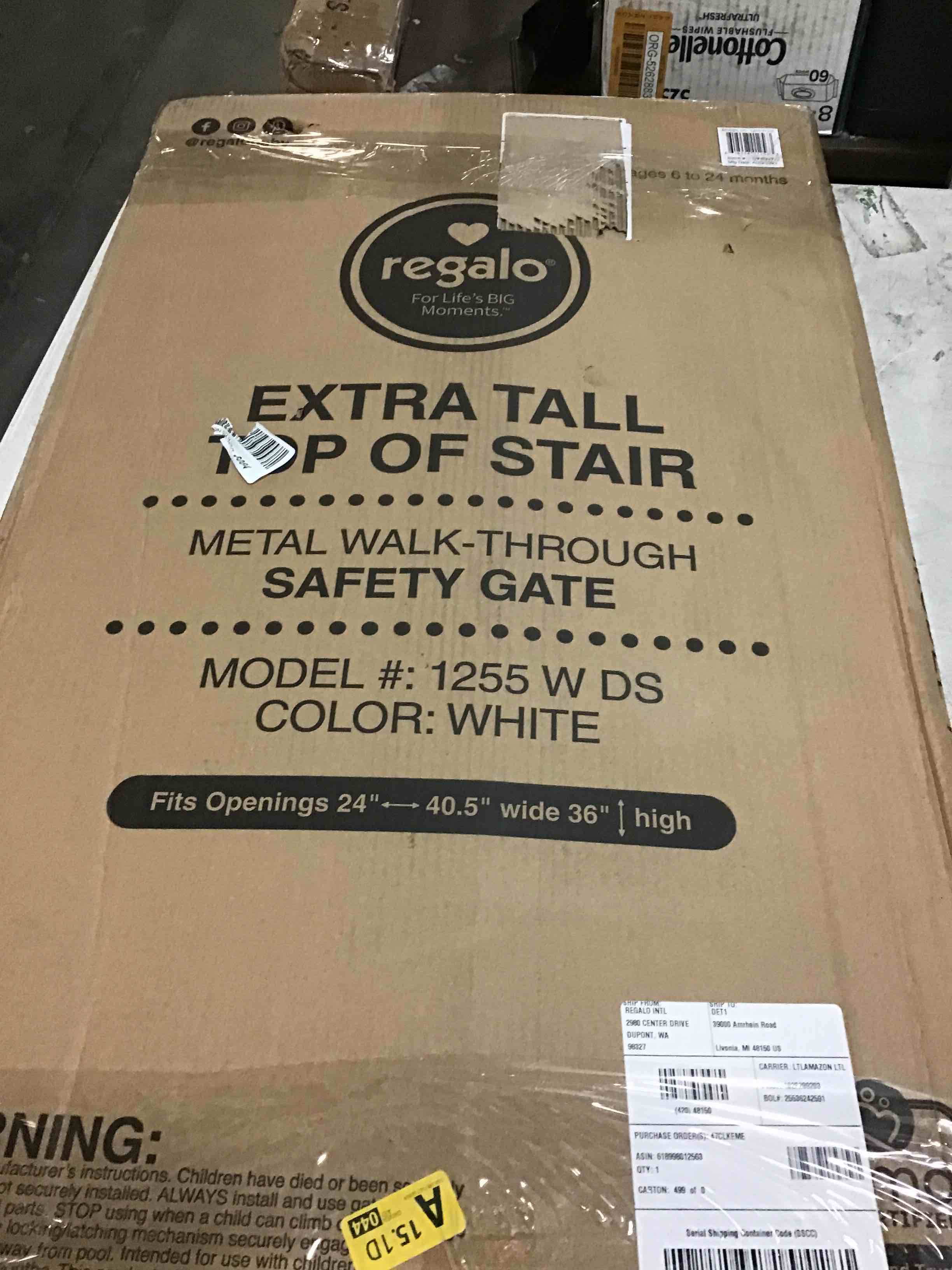 Assorted baby’s gate 