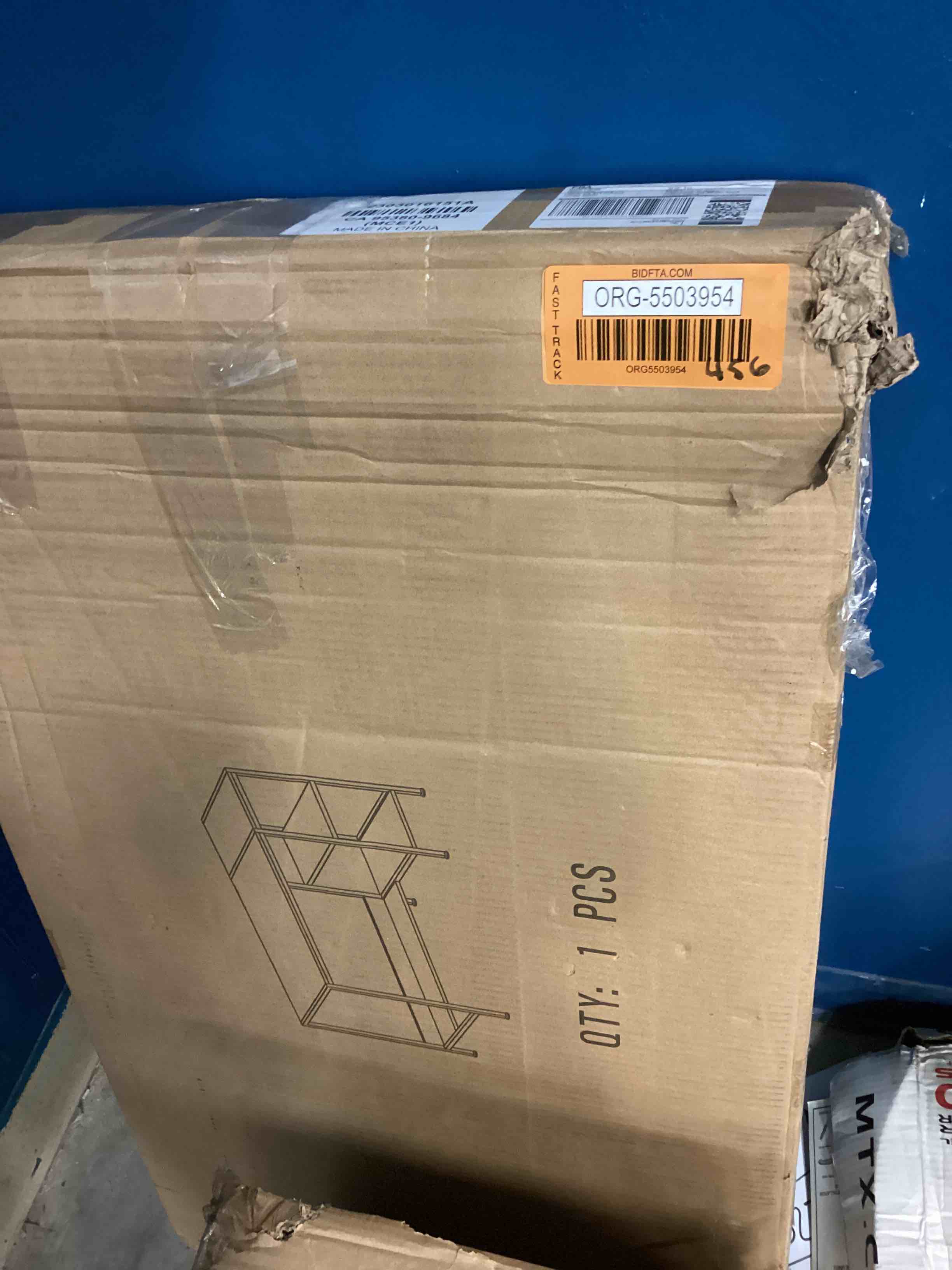 https://s3.amazonaws.com/lotting-images-prod/bidfta/ORG5503954_1700063976806.jpeg