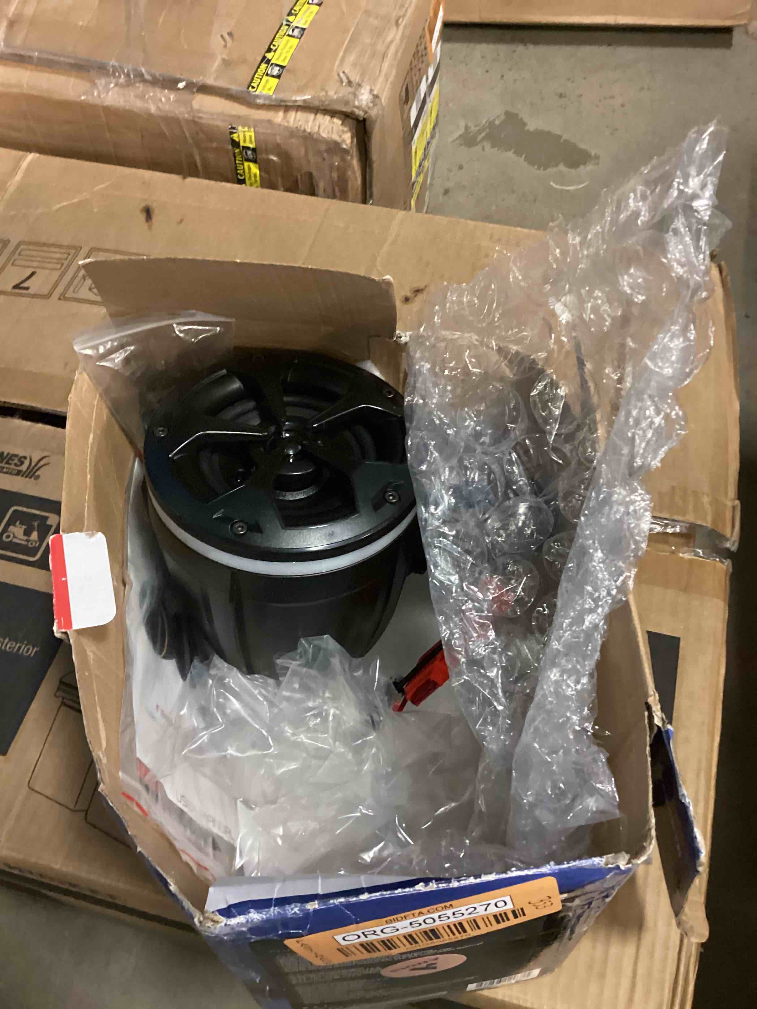 https://s3.amazonaws.com/lotting-images-prod/bidfta/ORG5503958_1700064801258.jpeg