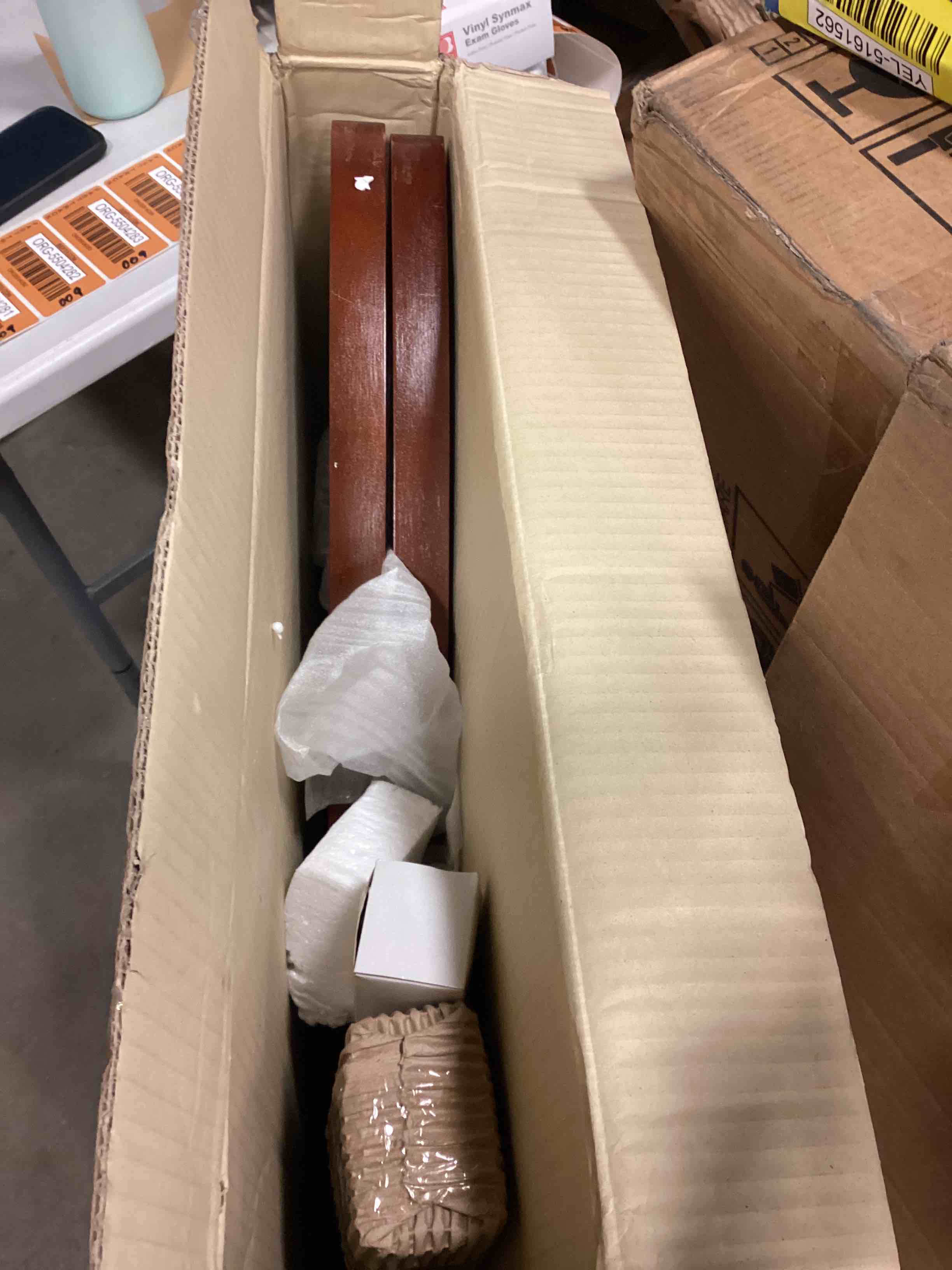https://s3.amazonaws.com/lotting-images-prod/bidfta/ORG5504279_1704305671846.jpeg