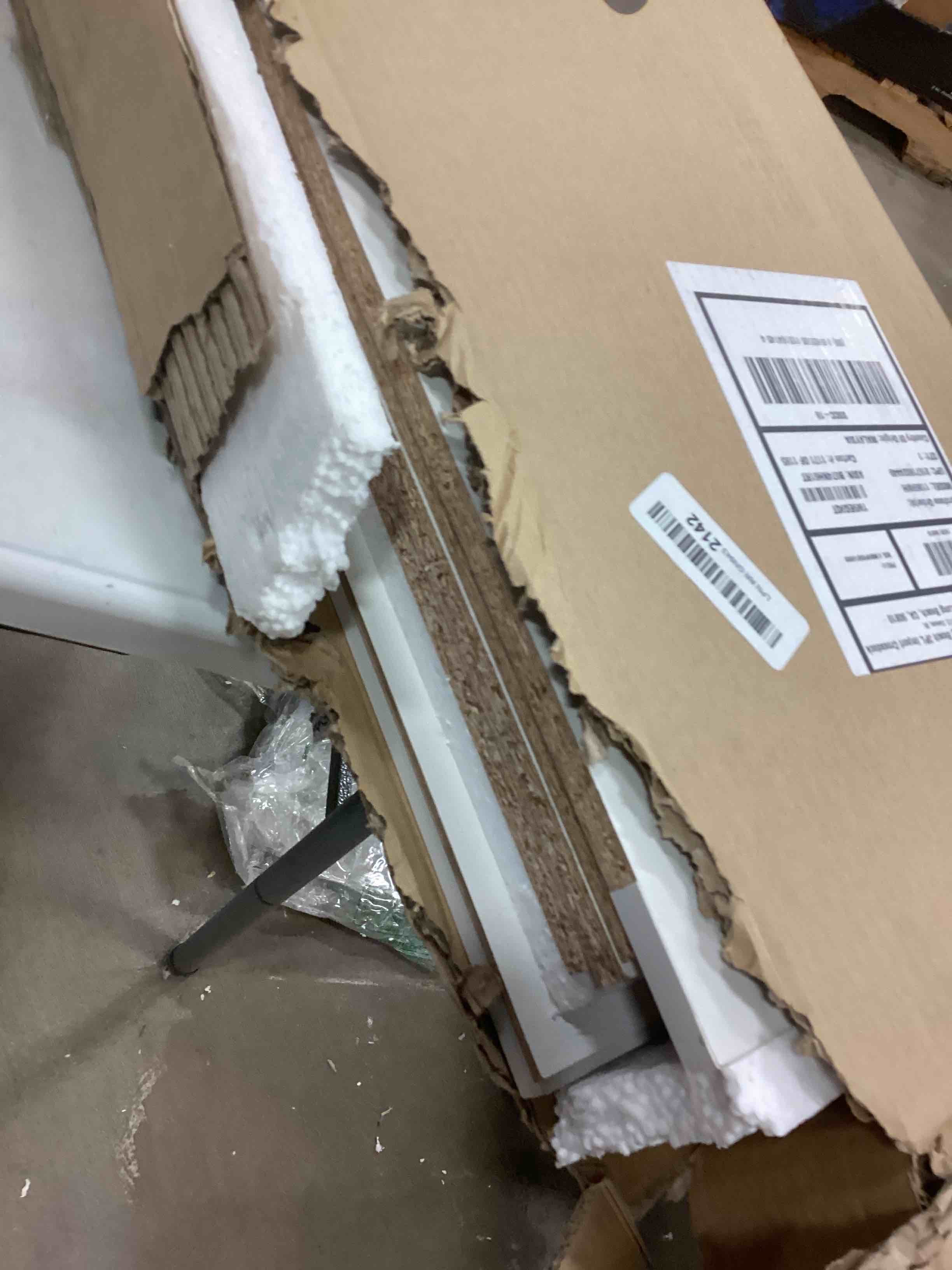https://s3.amazonaws.com/lotting-images-prod/bidfta/ORG5504387_1704392093077.jpeg