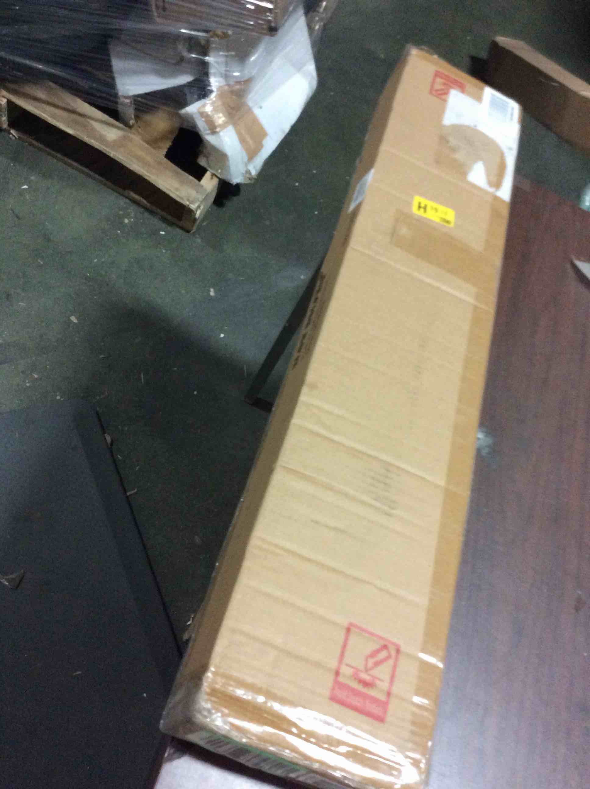 https://s3.amazonaws.com/lotting-images-prod/bidfta/ORG5517452_1697546177691.jpeg