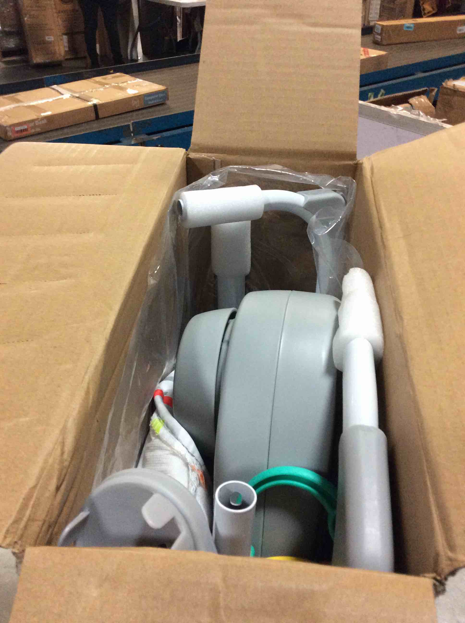 https://s3.amazonaws.com/lotting-images-prod/bidfta/ORG5517603_1697633580940.jpeg