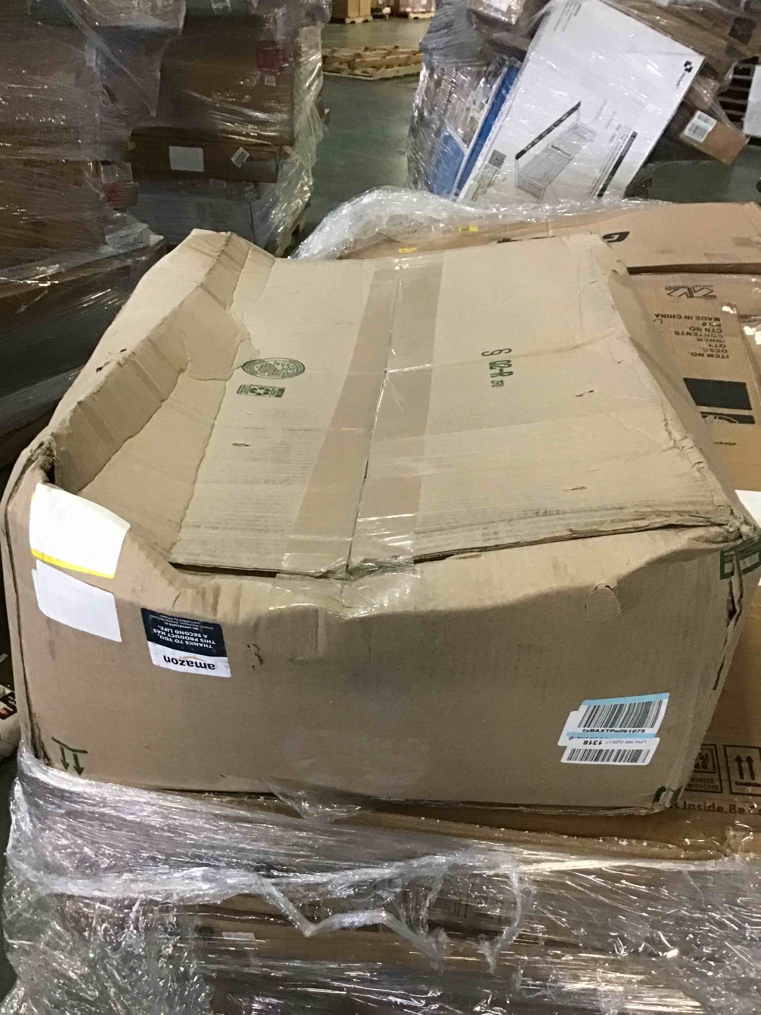 CosmoLiving by Cosmopolitan Westerleigh End Table, Emerald Green