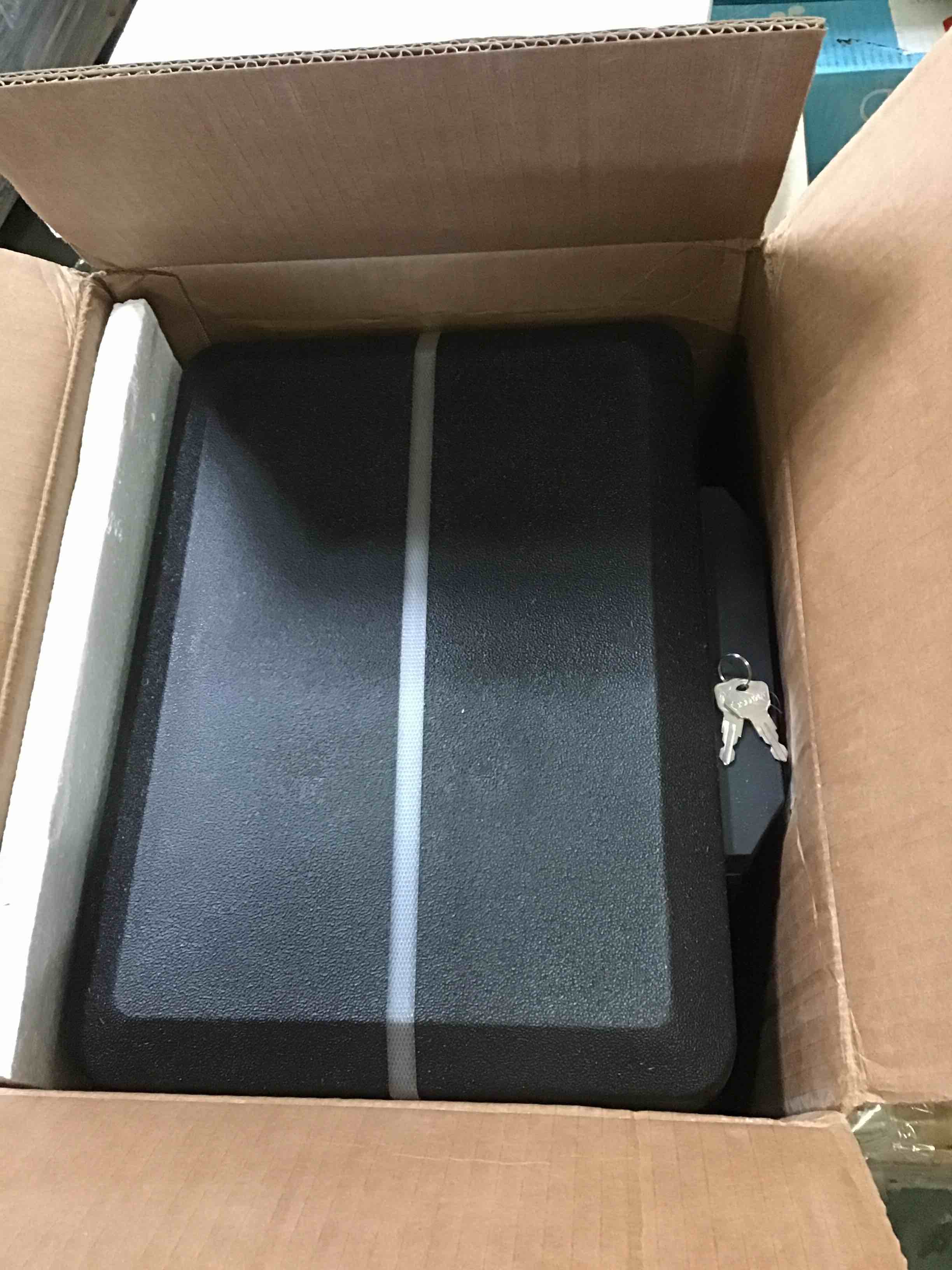 https://s3.amazonaws.com/lotting-images-prod/bidfta/ORG5518655_1698942408864.jpeg