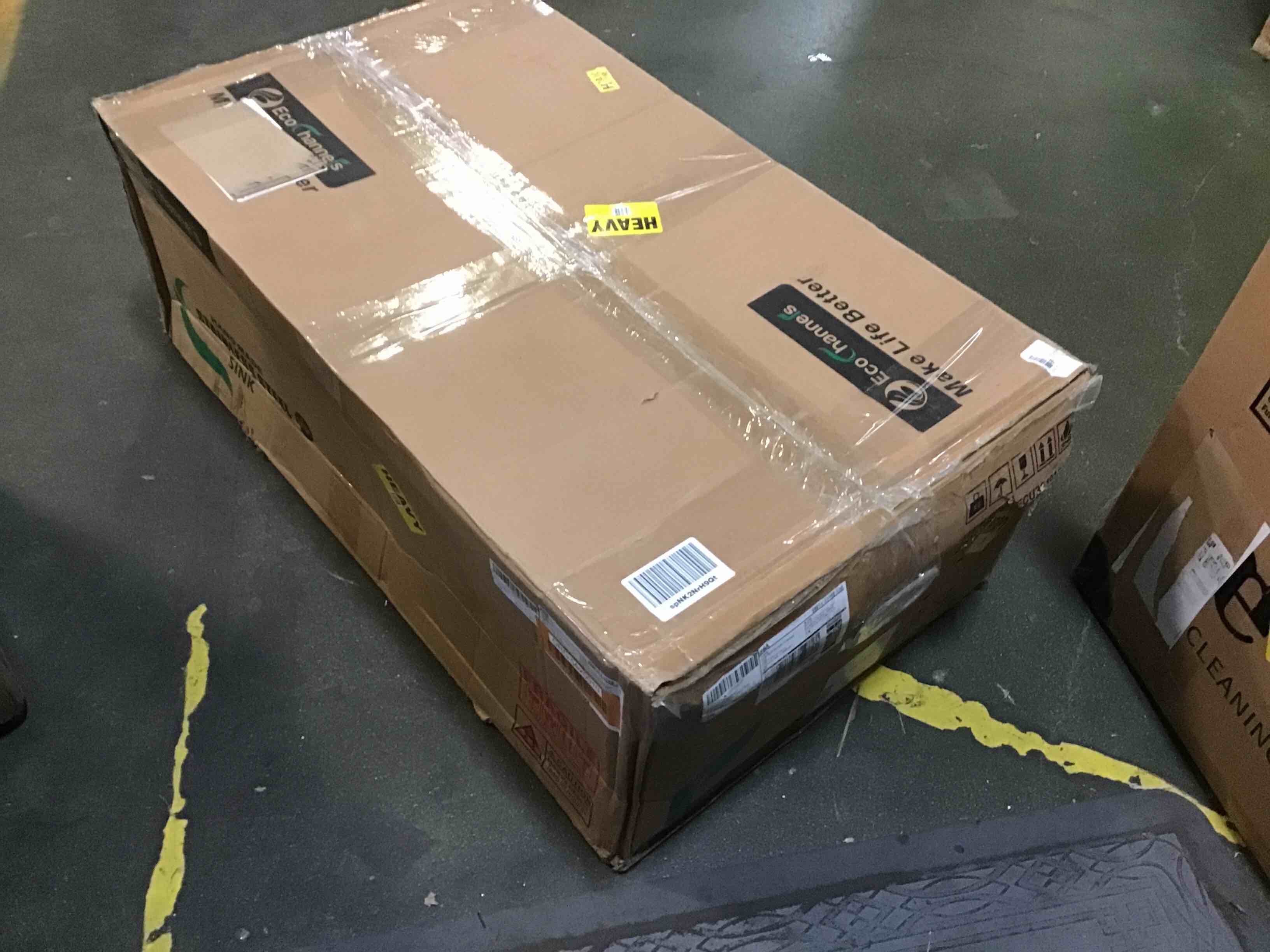 https://s3.amazonaws.com/lotting-images-prod/bidfta/ORG5520010_1698435981400.jpeg