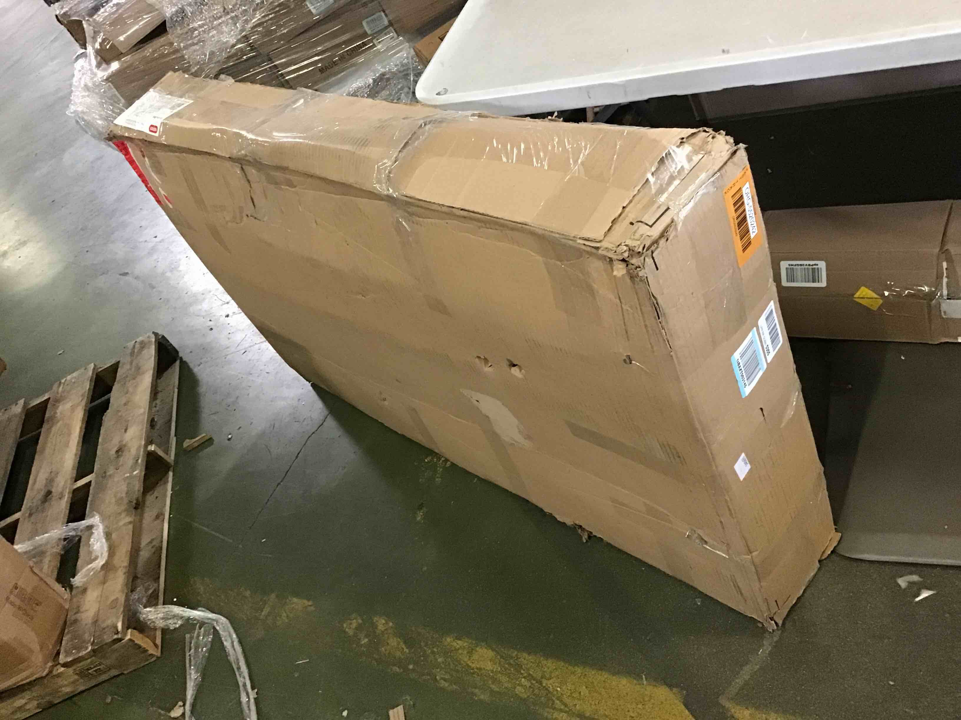 https://s3.amazonaws.com/lotting-images-prod/bidfta/ORG5520242_1698777660924.jpeg