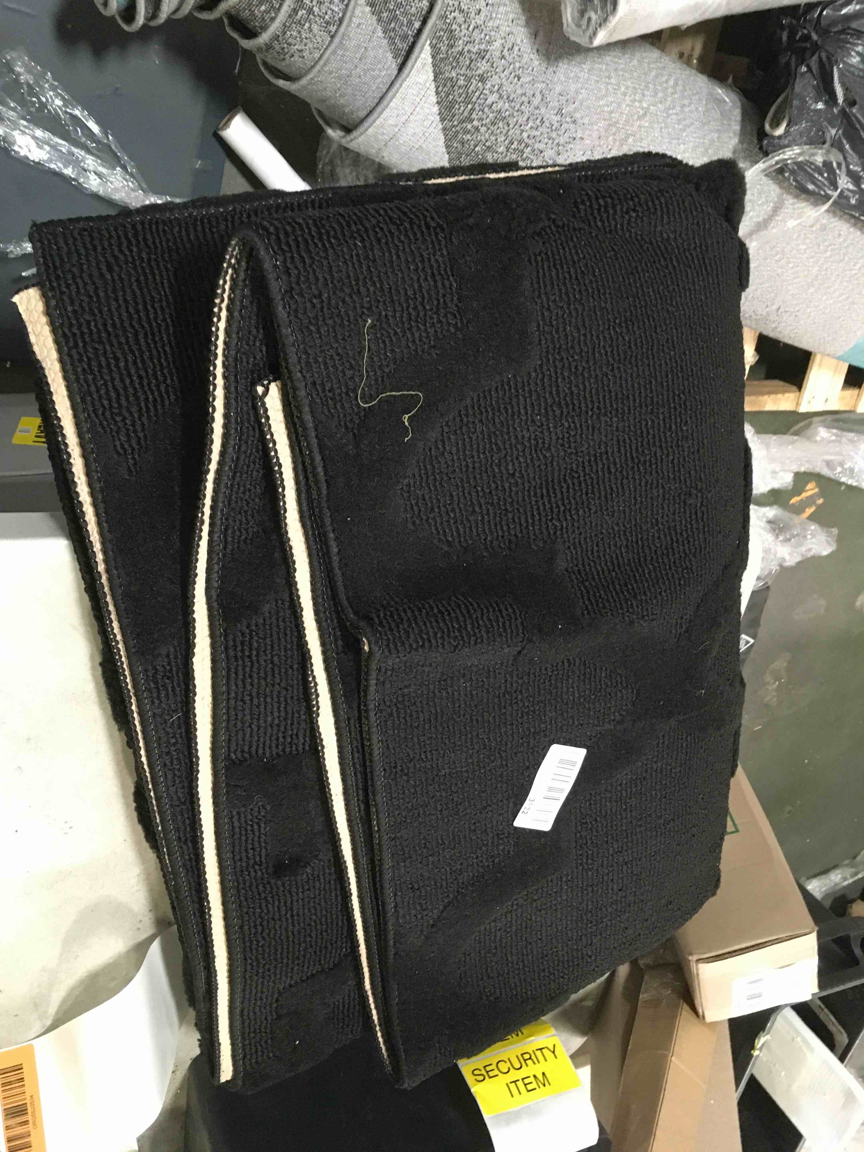 https://s3.amazonaws.com/lotting-images-prod/bidfta/ORG5520534_1697135093998.jpeg