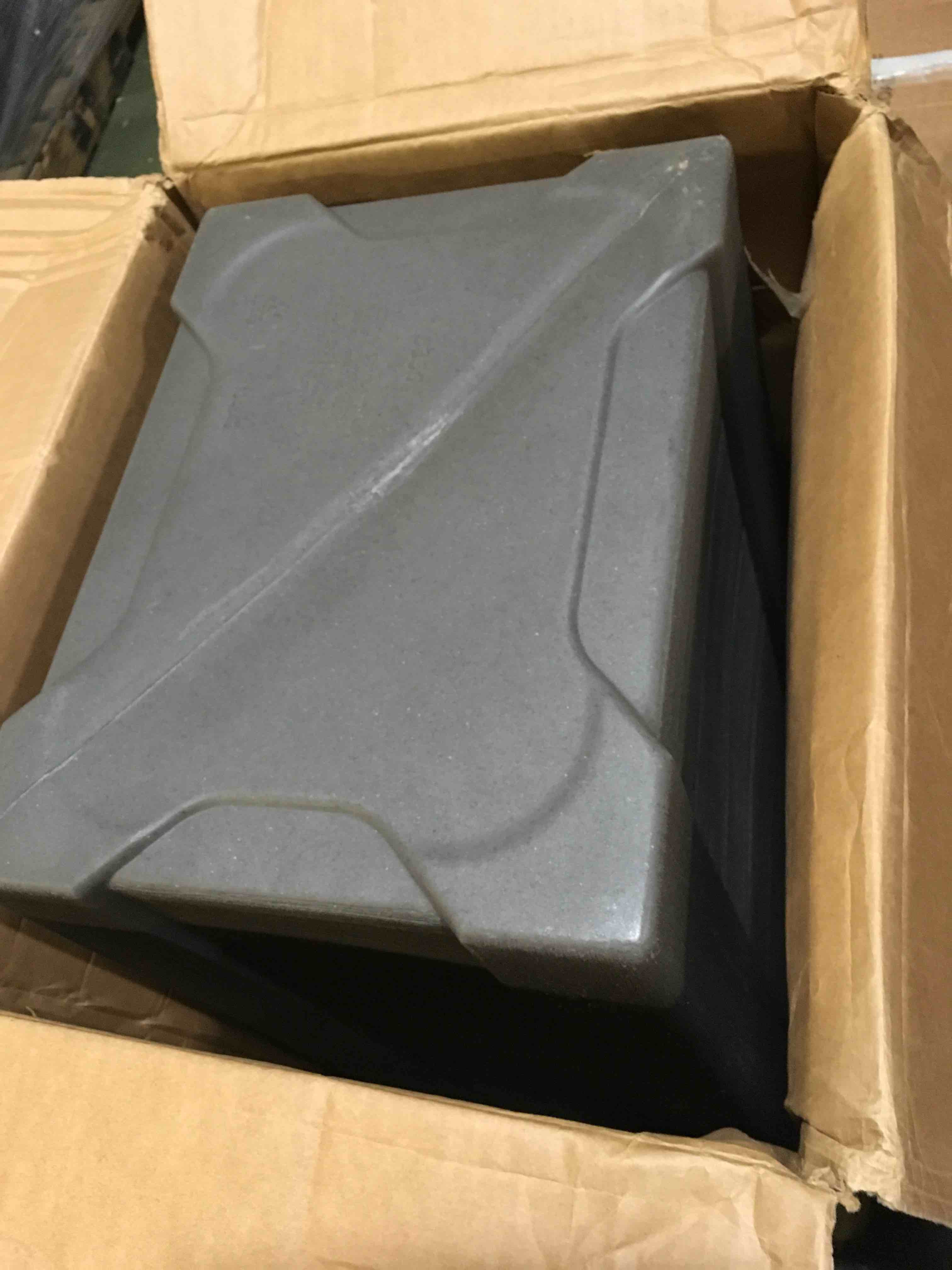 https://s3.amazonaws.com/lotting-images-prod/bidfta/ORG5521047_1697555008817.jpeg