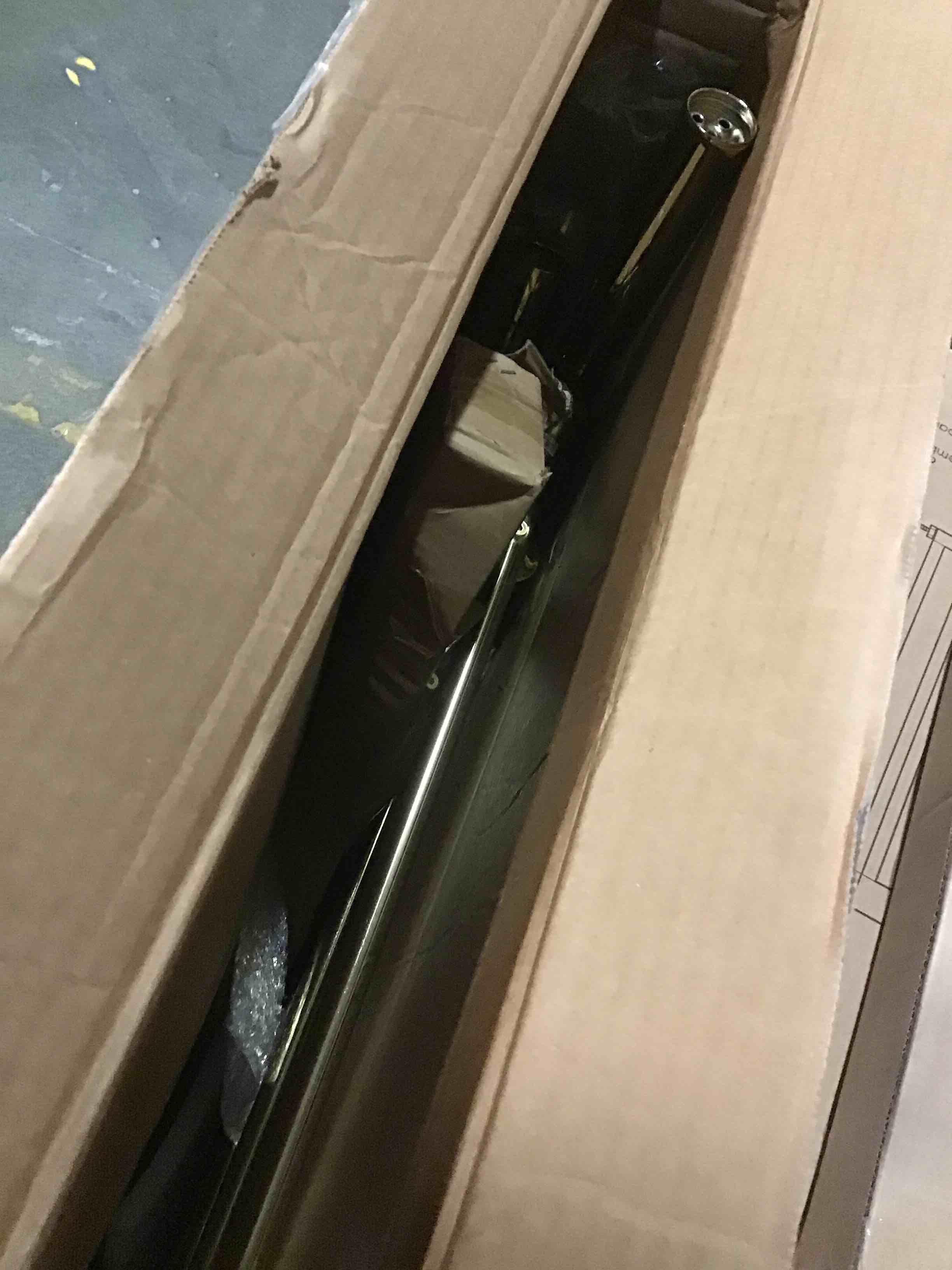 https://s3.amazonaws.com/lotting-images-prod/bidfta/ORG5521585_1697746834235.jpeg