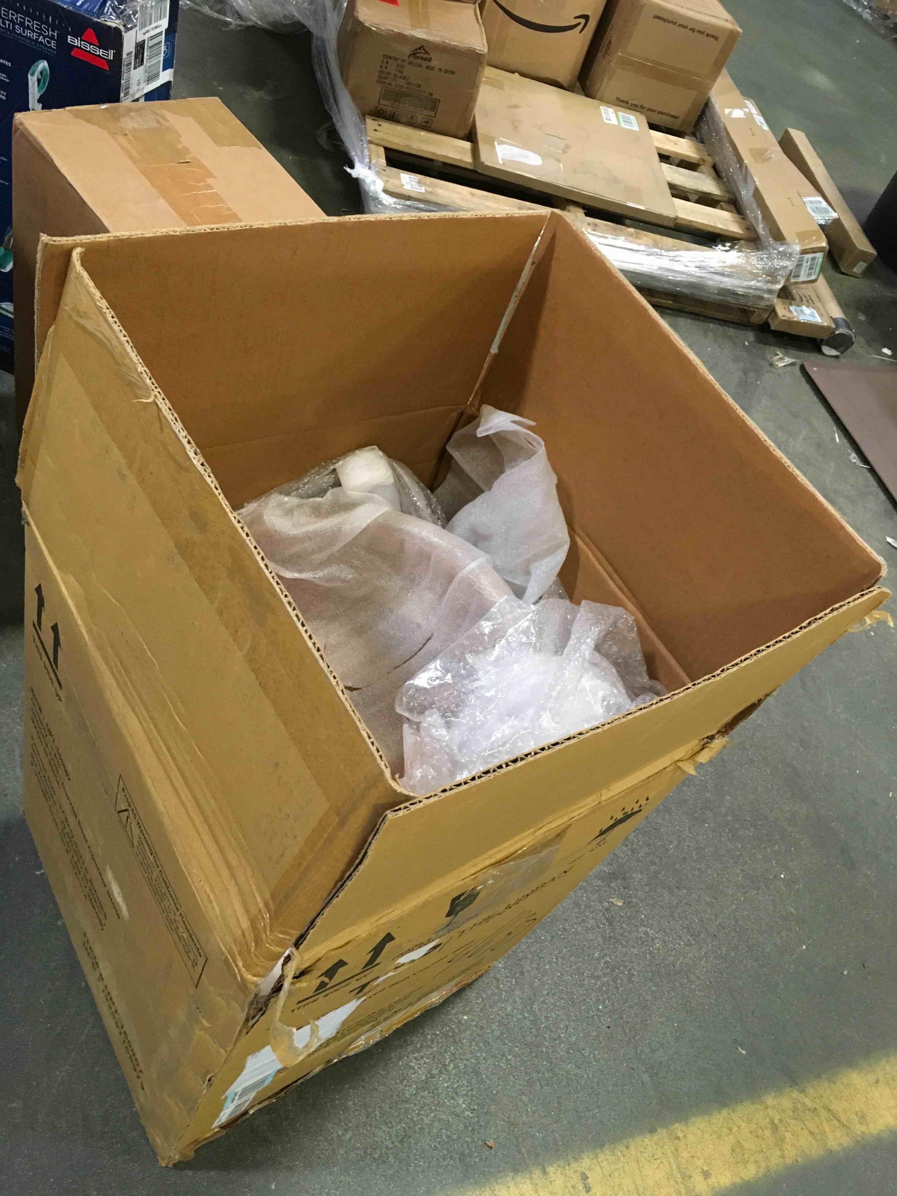 https://s3.amazonaws.com/lotting-images-prod/bidfta/ORG5521964_1697469641157.jpeg