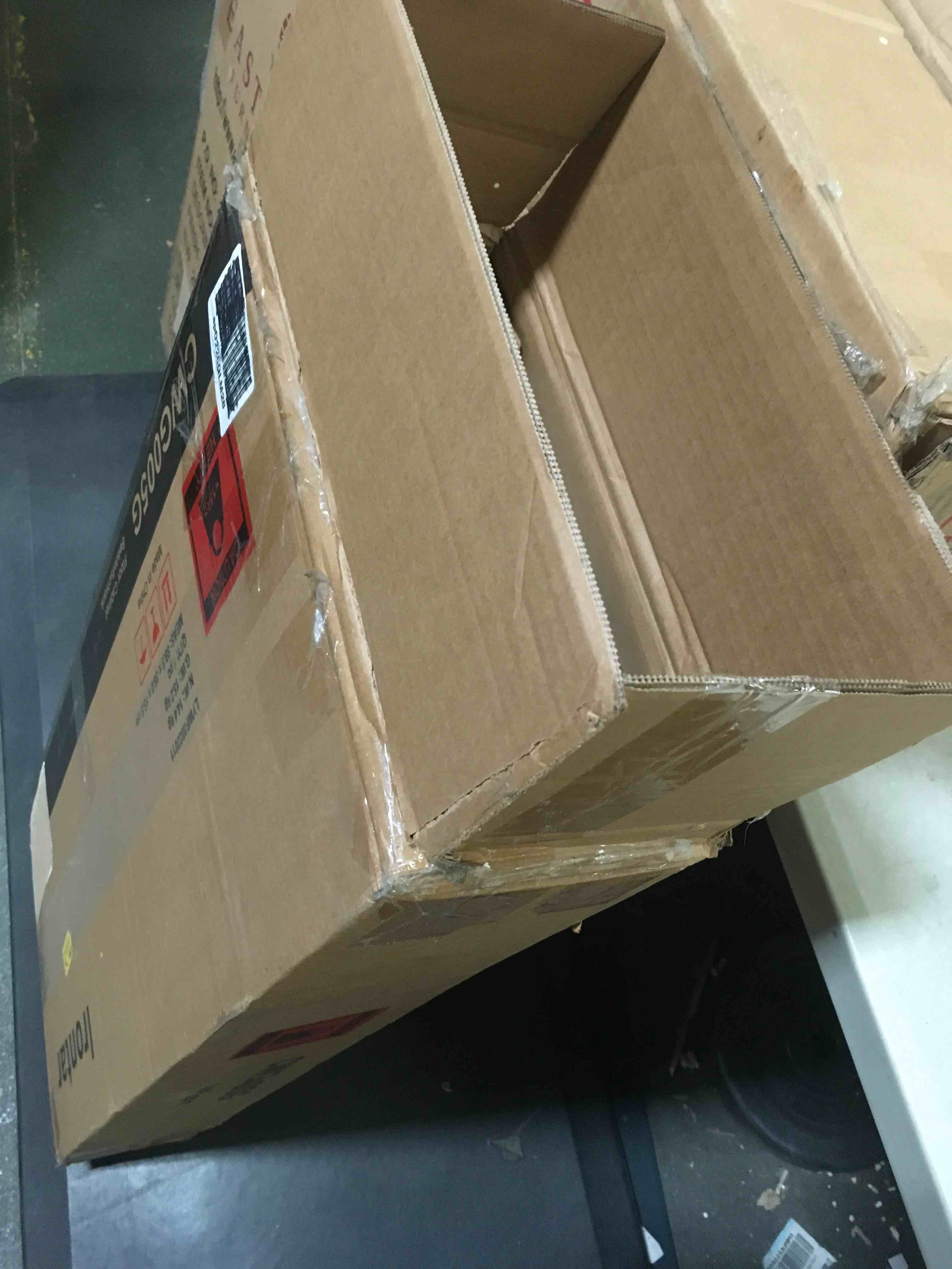 https://s3.amazonaws.com/lotting-images-prod/bidfta/ORG5522103_1697545315221.jpeg
