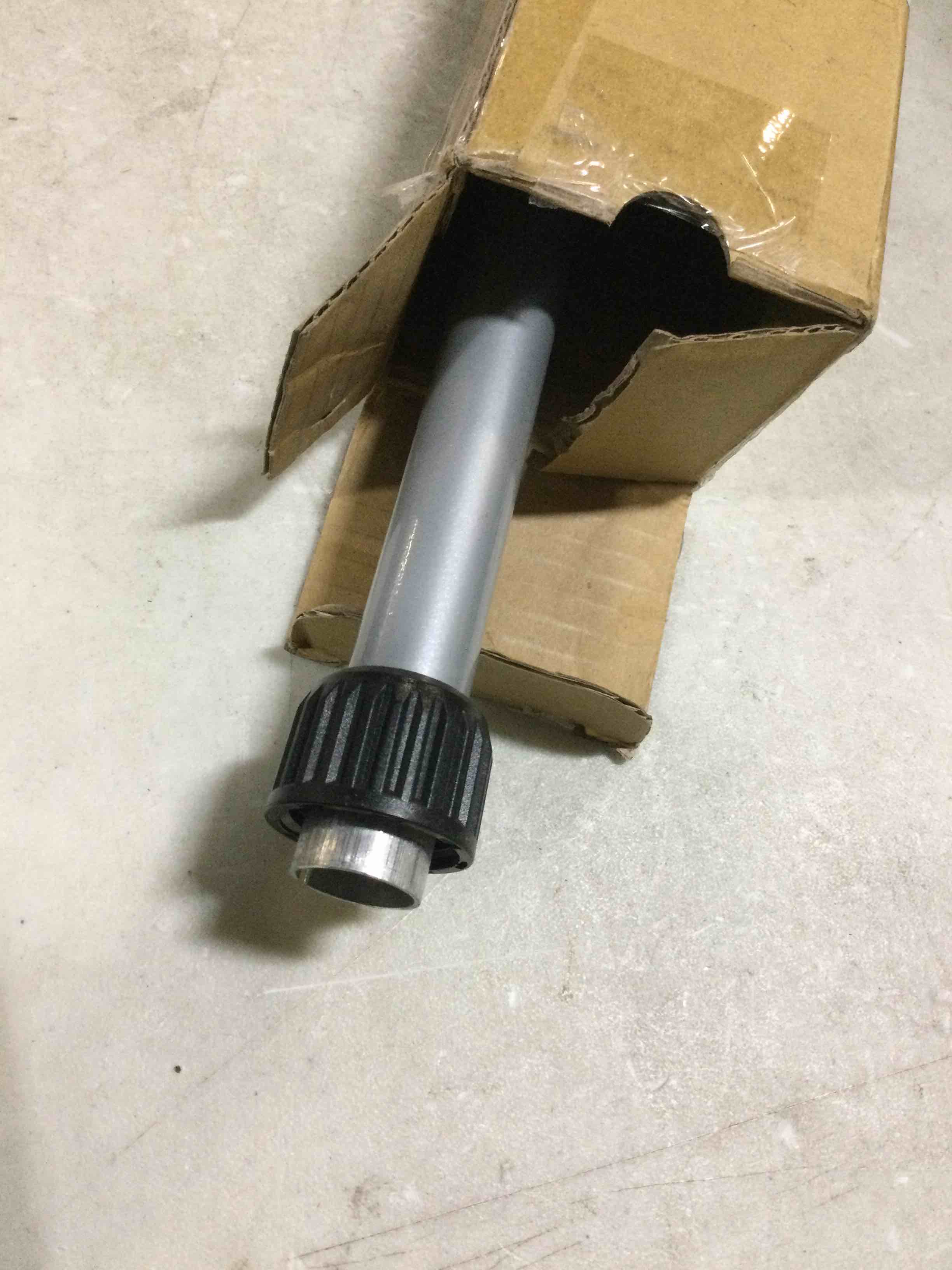 https://s3.amazonaws.com/lotting-images-prod/bidfta/ORG5522660_1697826202196.jpeg