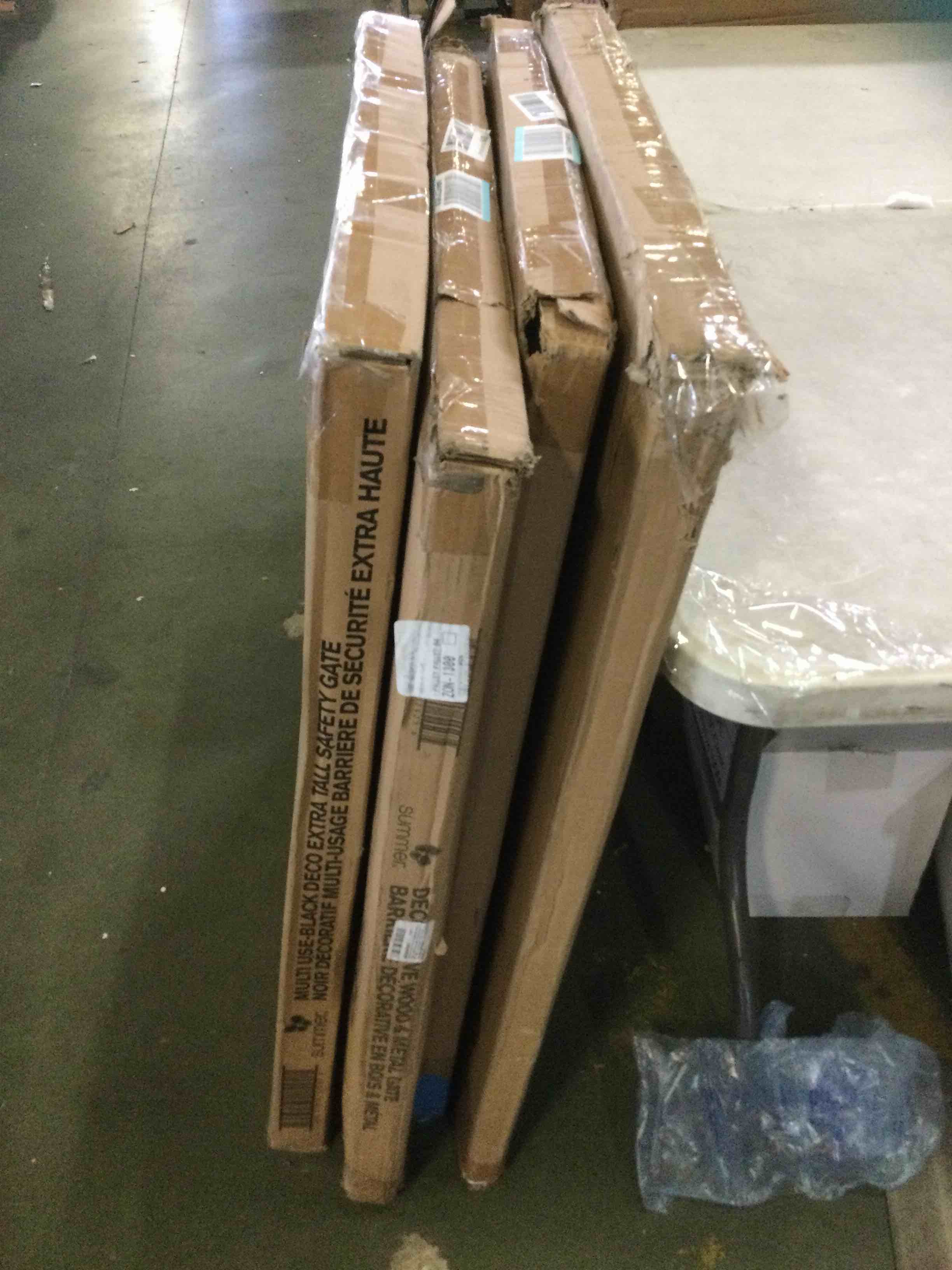 https://s3.amazonaws.com/lotting-images-prod/bidfta/ORG5522817_1699895425733.jpeg