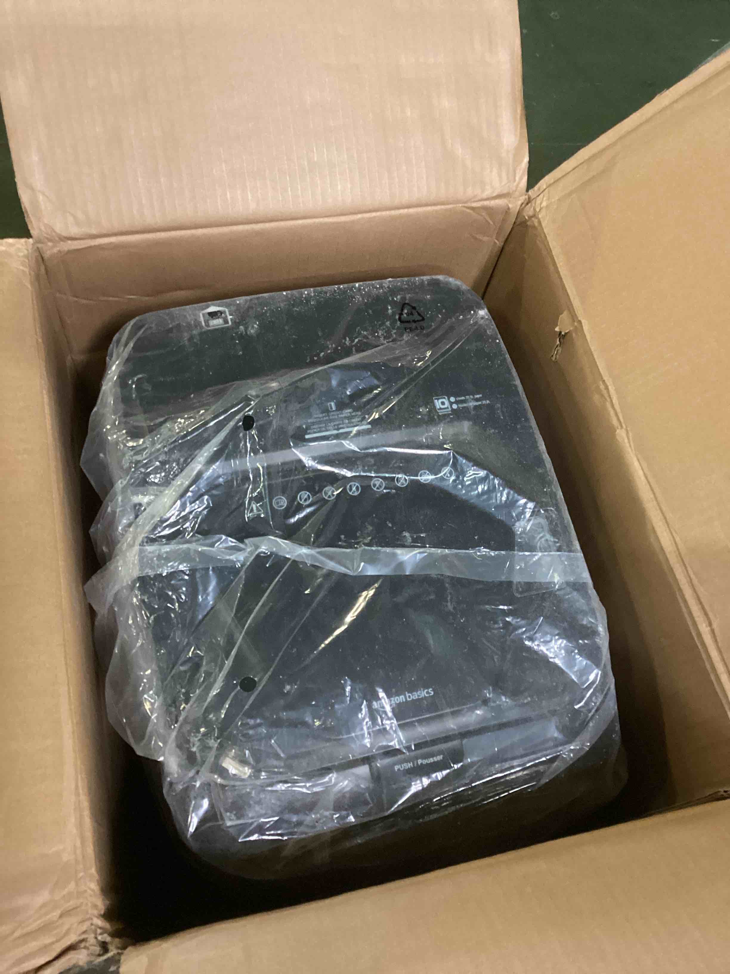 https://s3.amazonaws.com/lotting-images-prod/bidfta/ORG5523069_1699991402223.jpeg