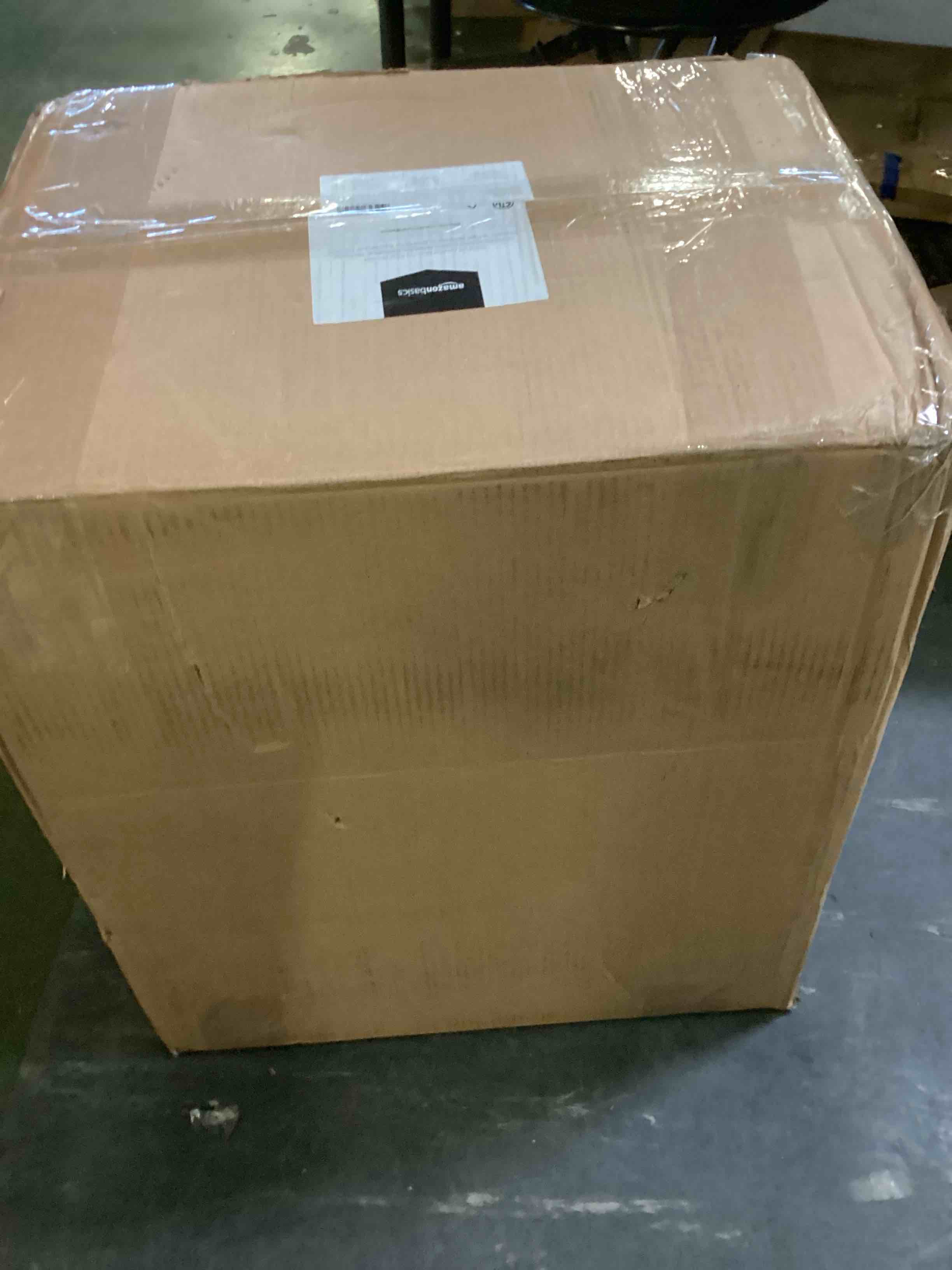 https://s3.amazonaws.com/lotting-images-prod/bidfta/ORG5523069_1699991421625.jpeg
