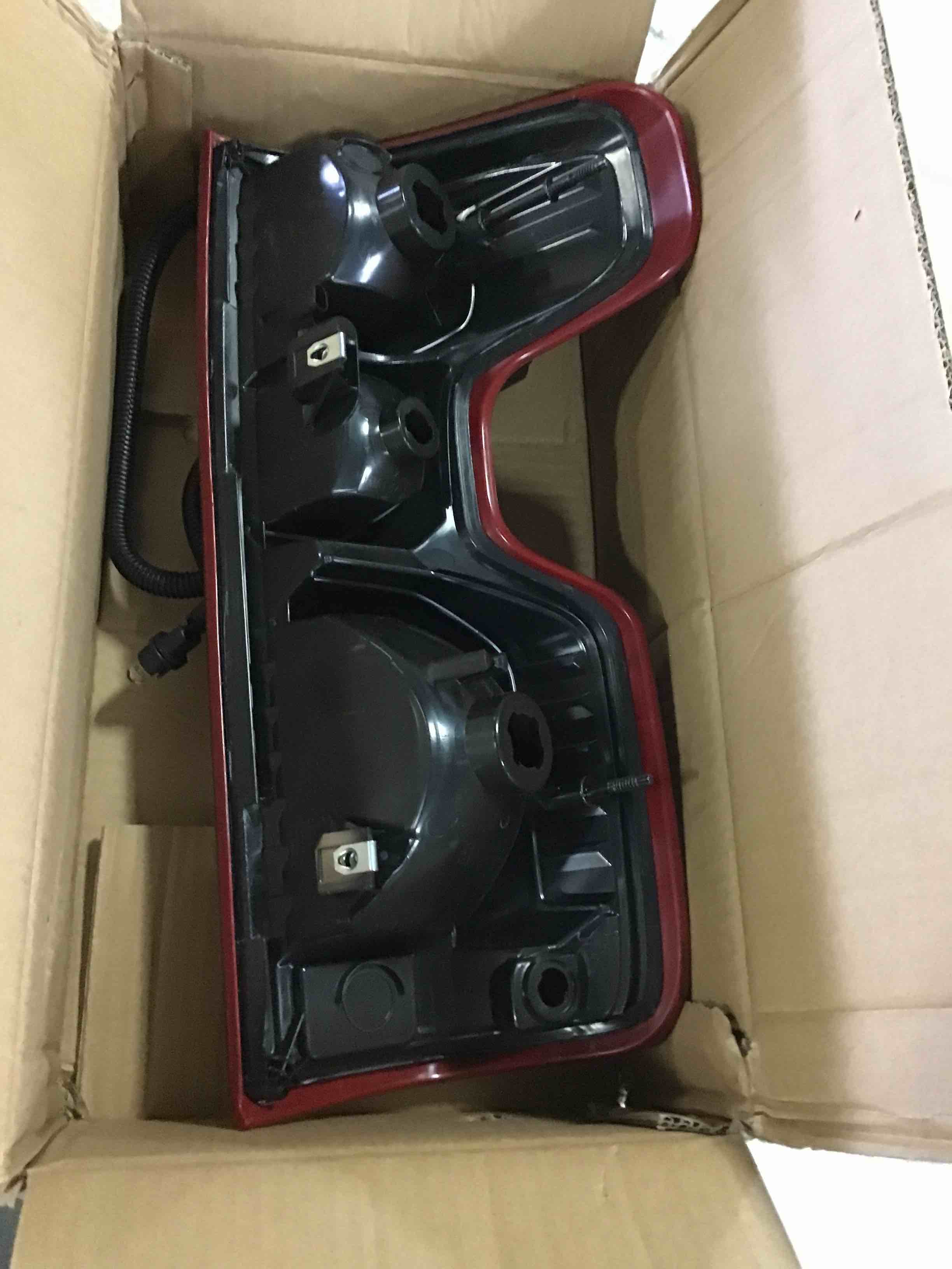 https://s3.amazonaws.com/lotting-images-prod/bidfta/ORG5523631_1697472471931.jpeg