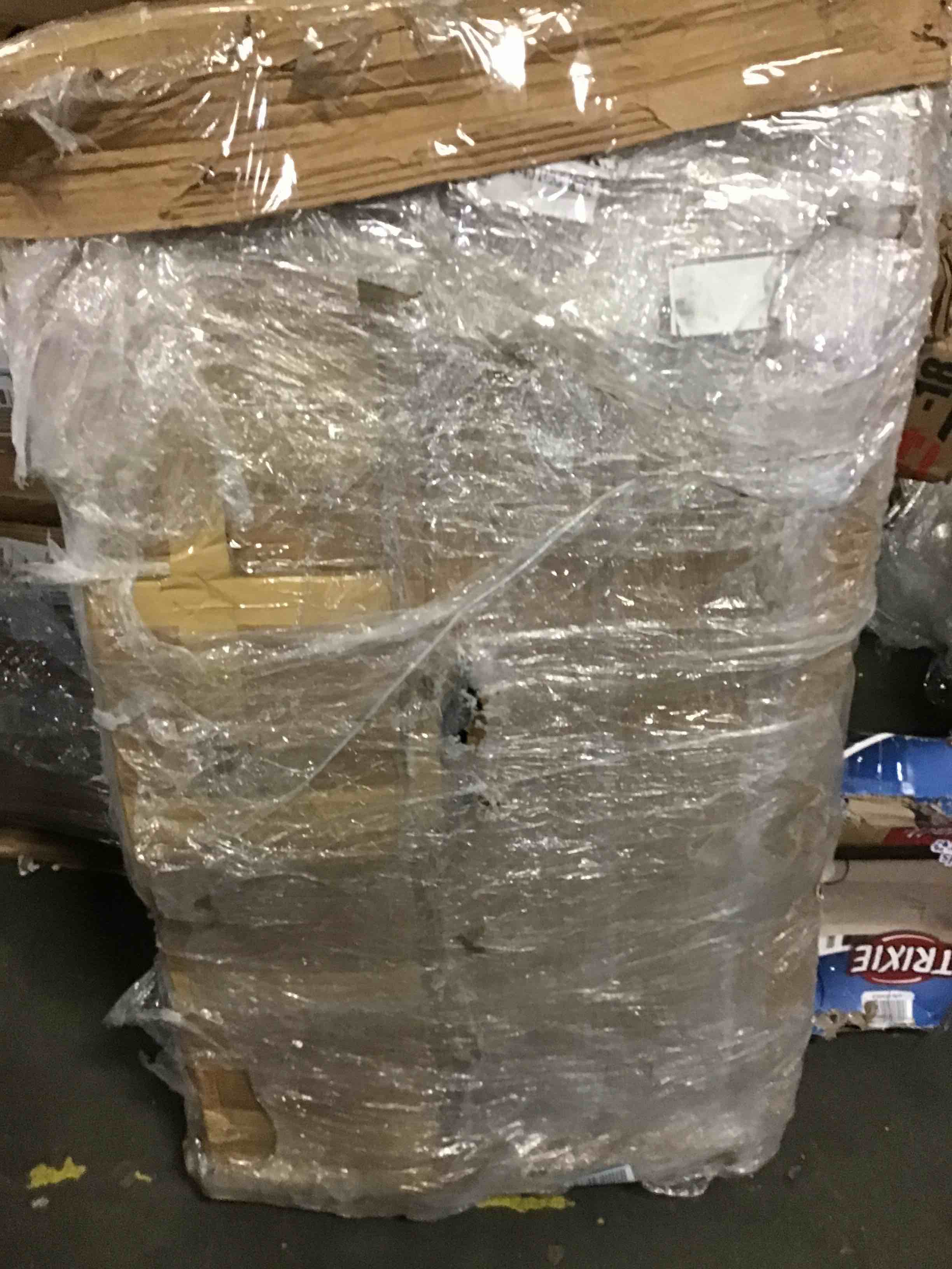 https://s3.amazonaws.com/lotting-images-prod/bidfta/ORG5523759_1697545043403.jpeg