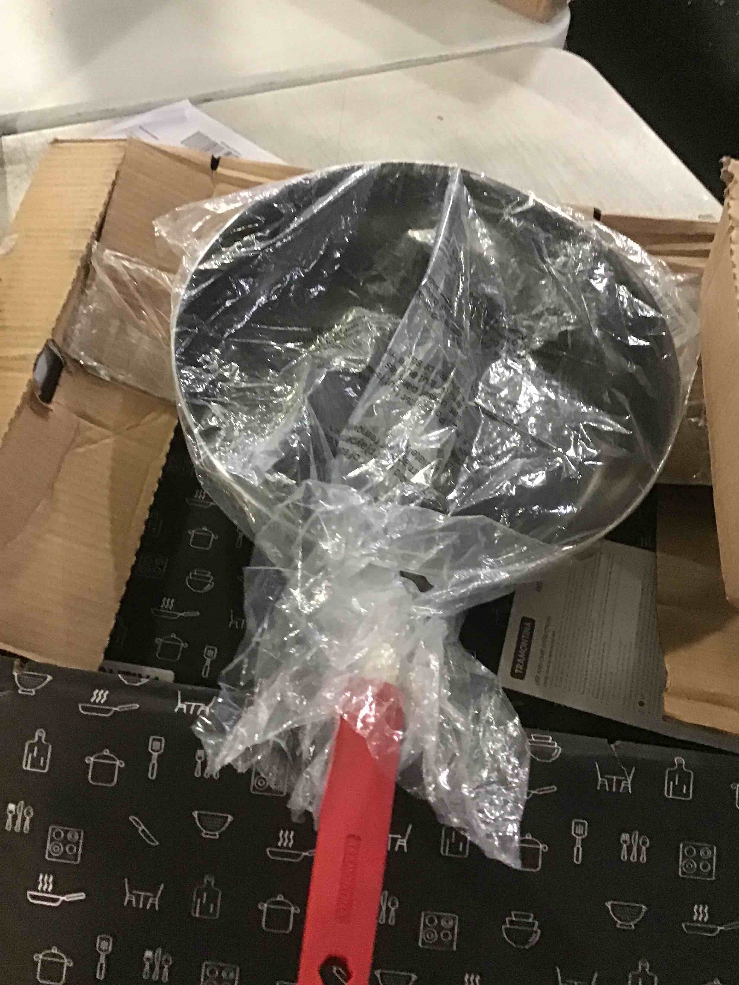 https://s3.amazonaws.com/lotting-images-prod/bidfta/ORG5525565_1697553897251.jpeg