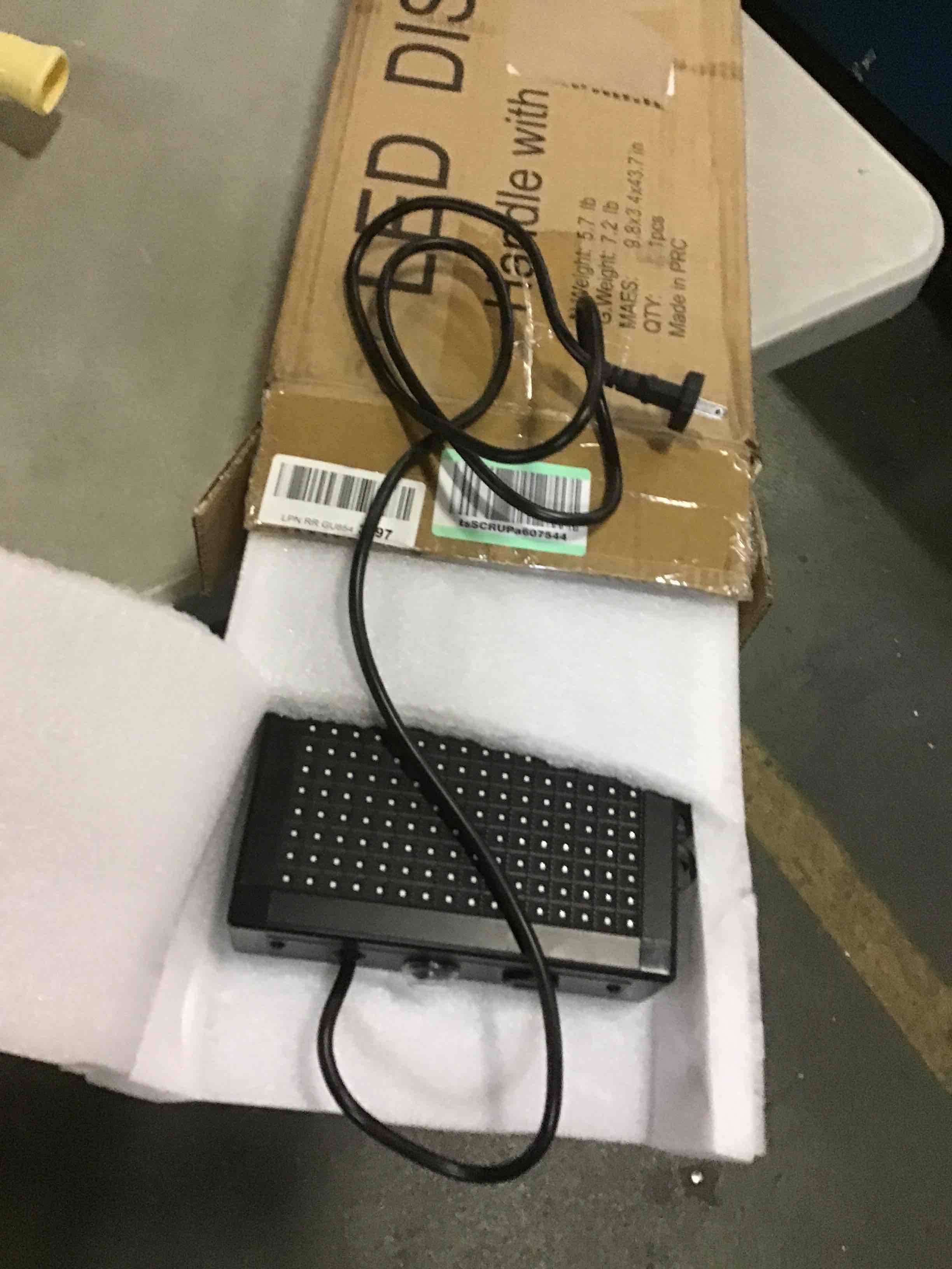 https://s3.amazonaws.com/lotting-images-prod/bidfta/ORG5526214_1697820872535.jpeg
