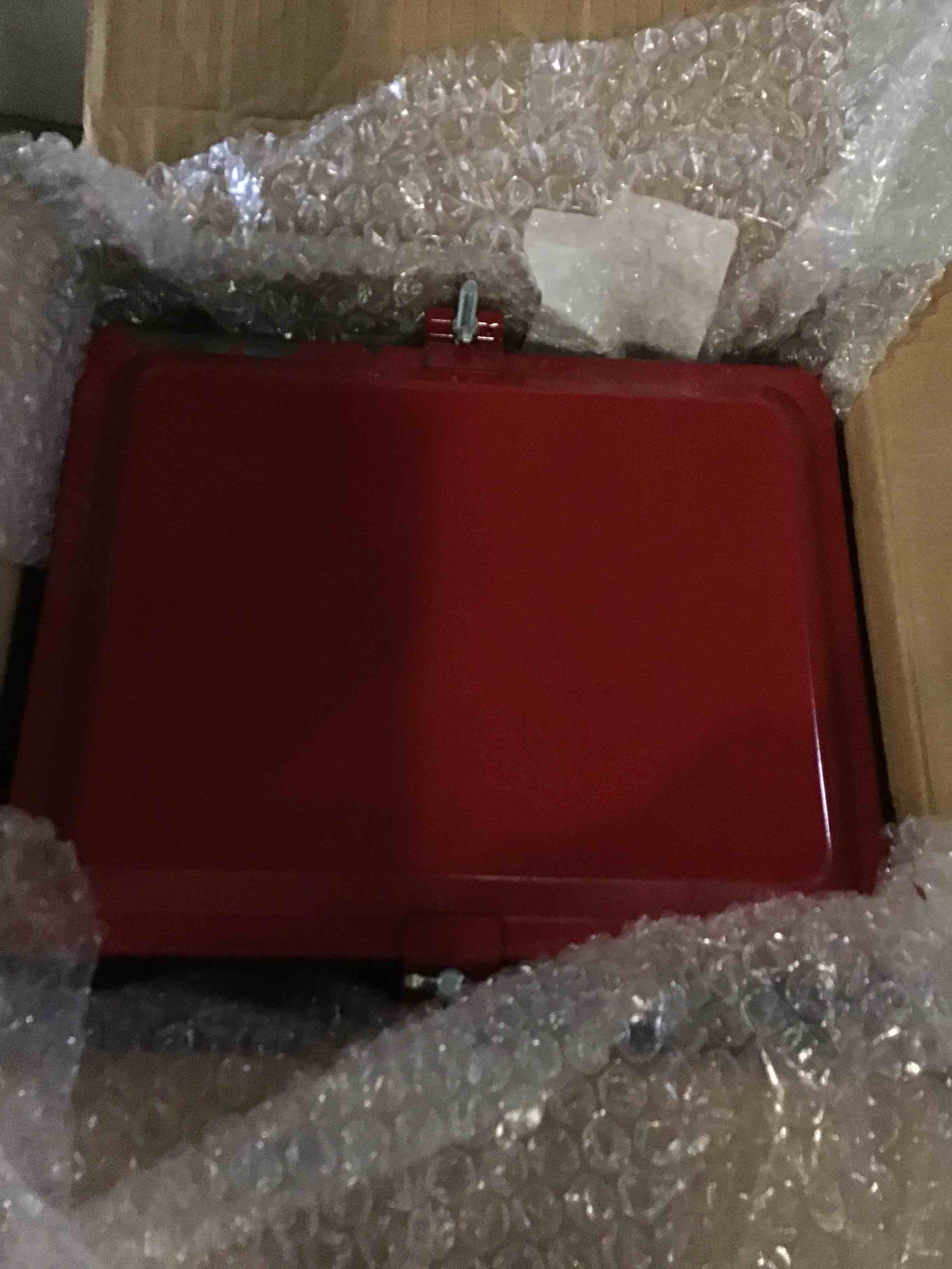 https://s3.amazonaws.com/lotting-images-prod/bidfta/ORG5529664_1700077433282.jpeg