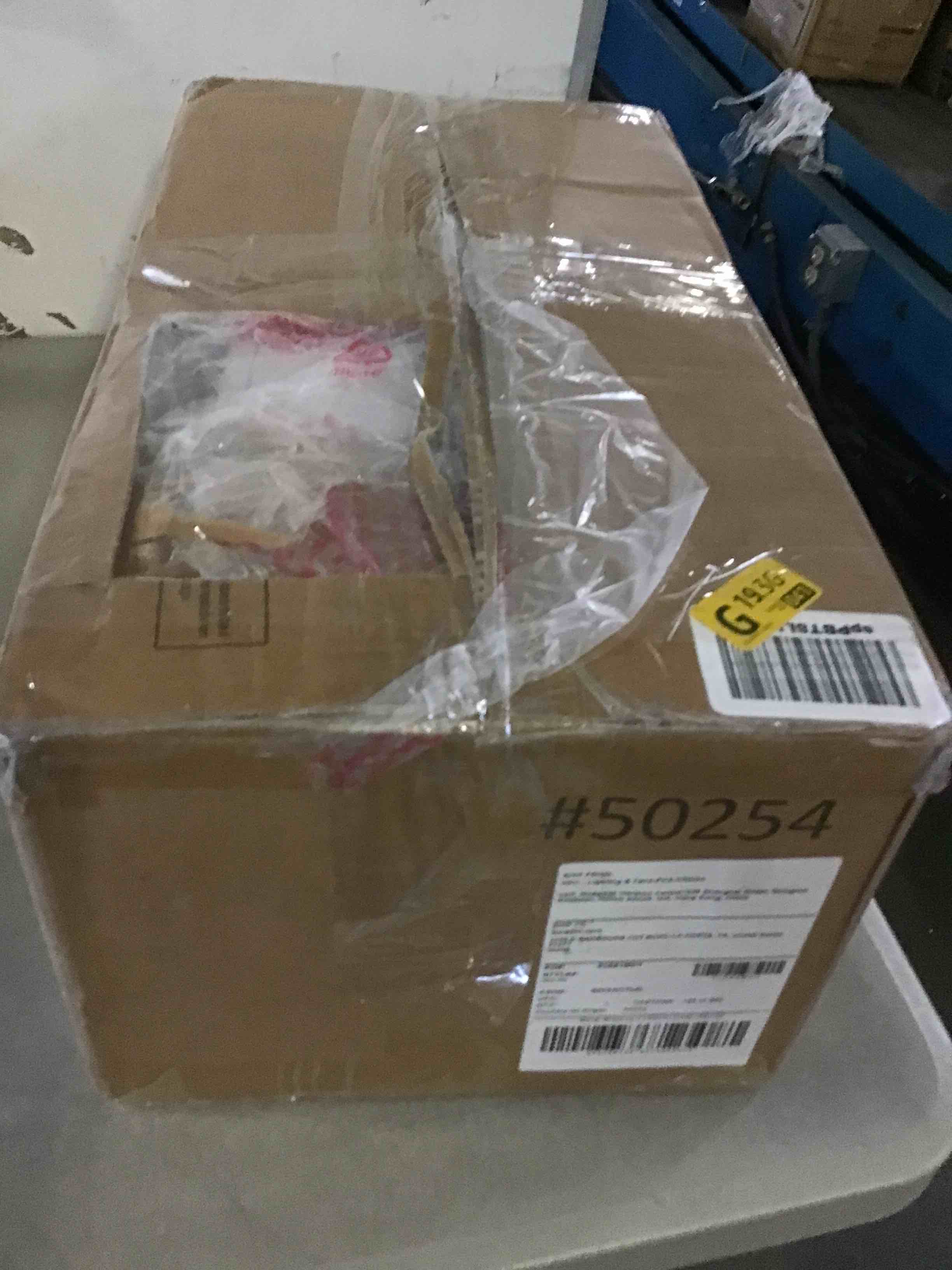 https://s3.amazonaws.com/lotting-images-prod/bidfta/ORG5529665_1700077522293.jpeg