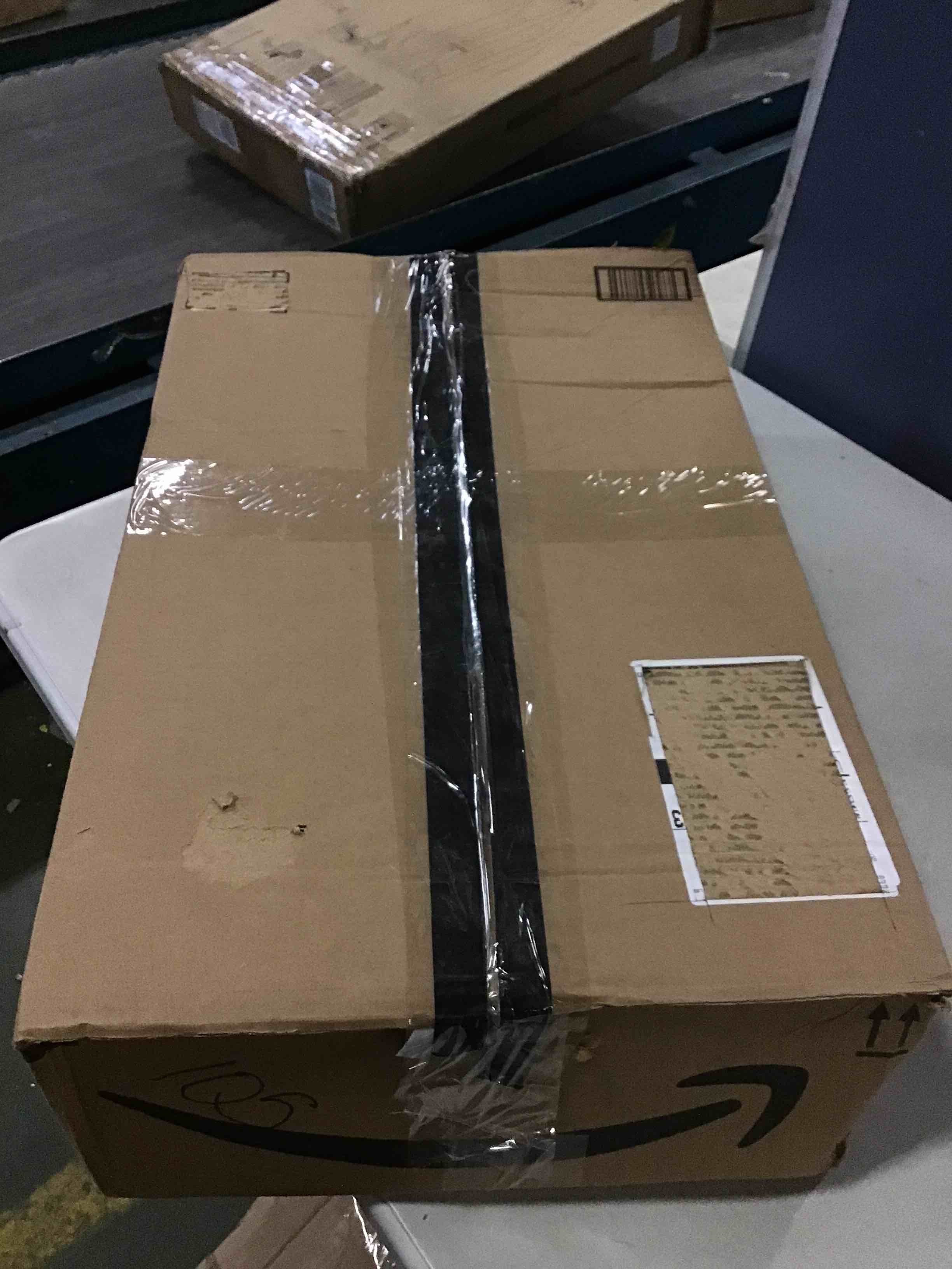 https://s3.amazonaws.com/lotting-images-prod/bidfta/ORG5530388_1700581415275.jpeg