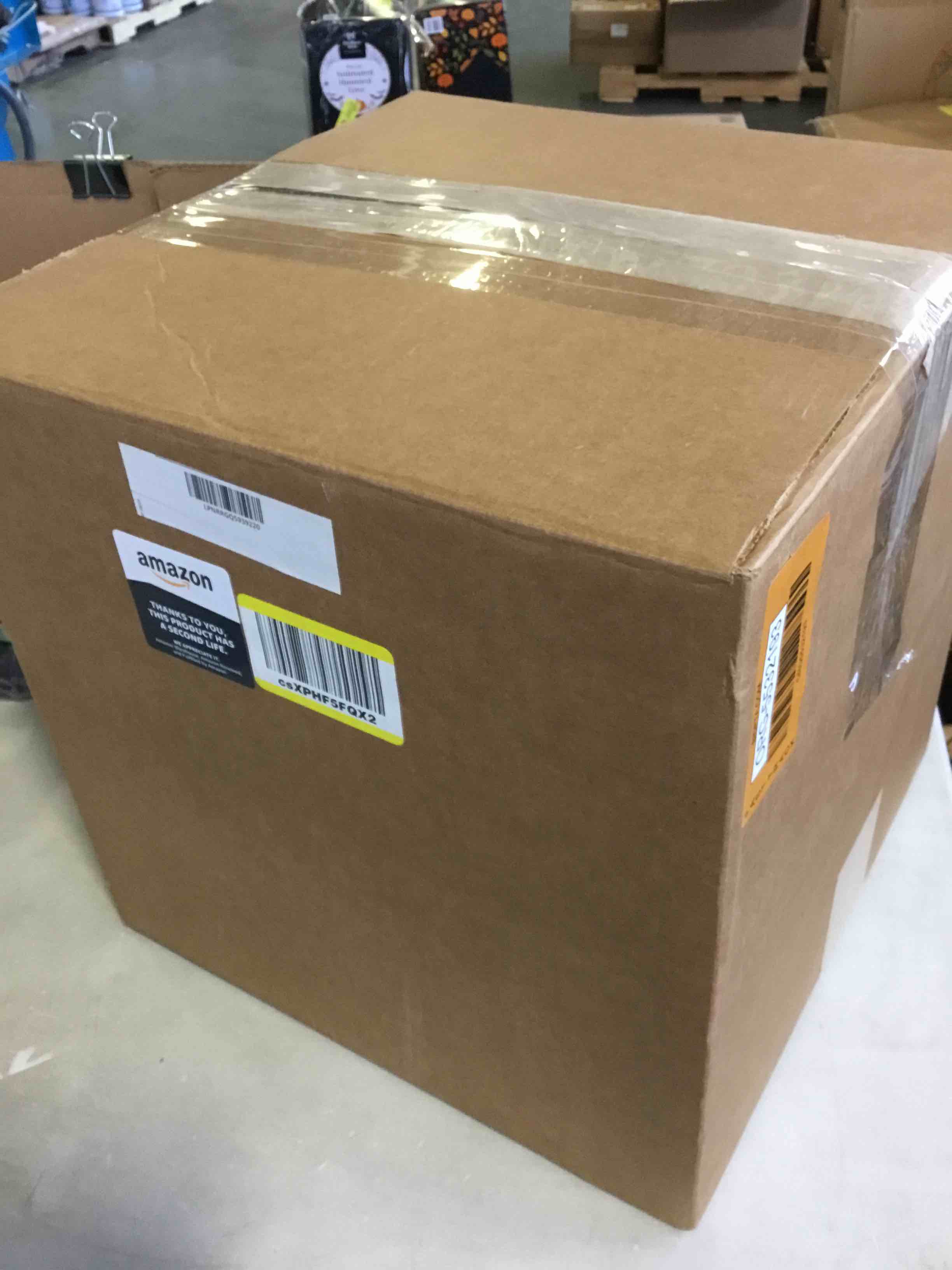 https://s3.amazonaws.com/lotting-images-prod/bidfta/ORG5532193_1699292532312.jpeg