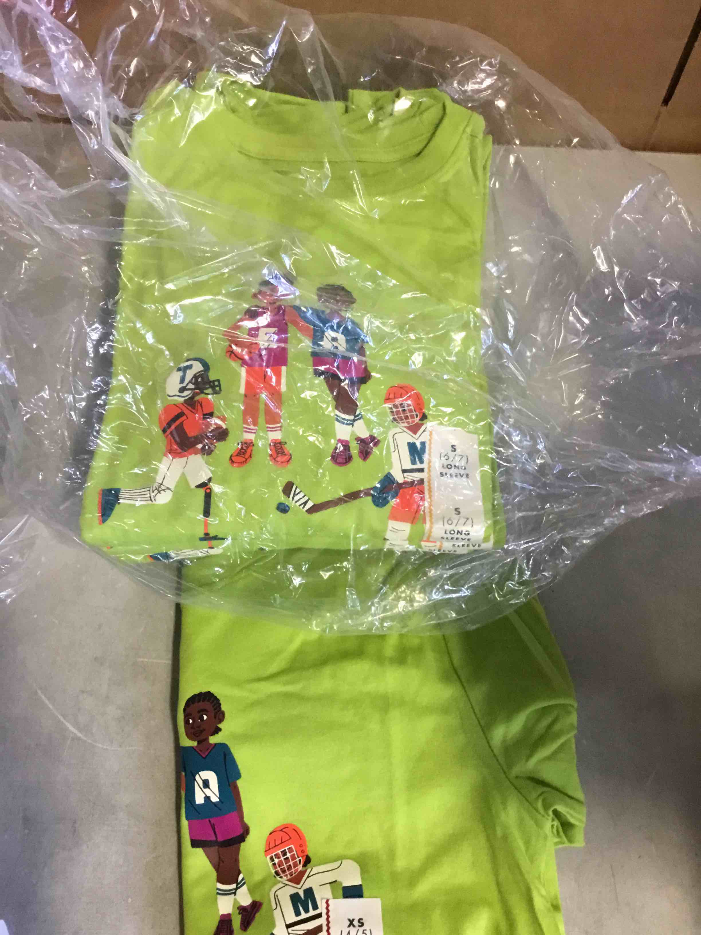 https://s3.amazonaws.com/lotting-images-prod/bidfta/ORG5532435_1699372392398.jpeg