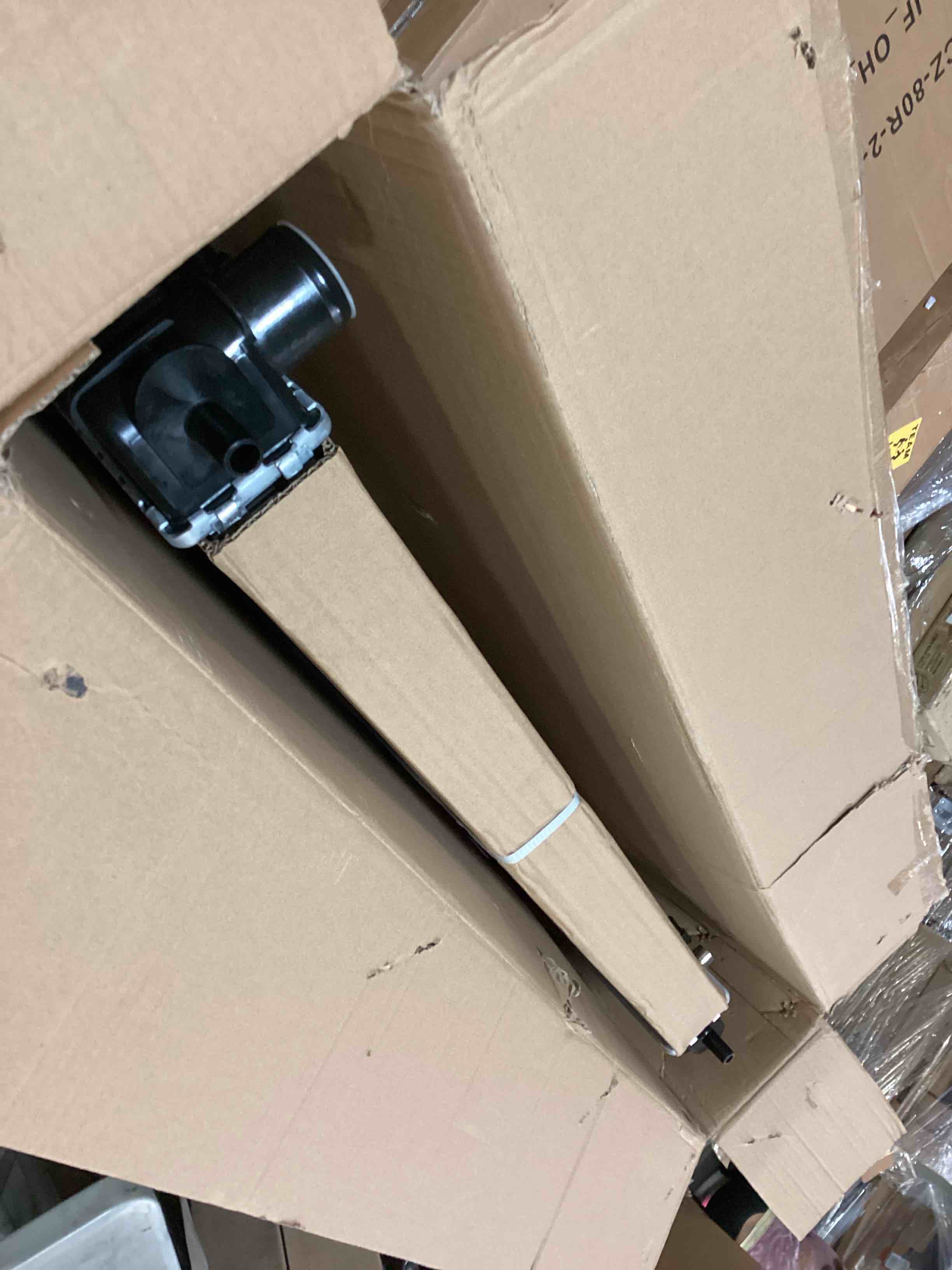 https://s3.amazonaws.com/lotting-images-prod/bidfta/ORG5534406_1699287623593.jpeg