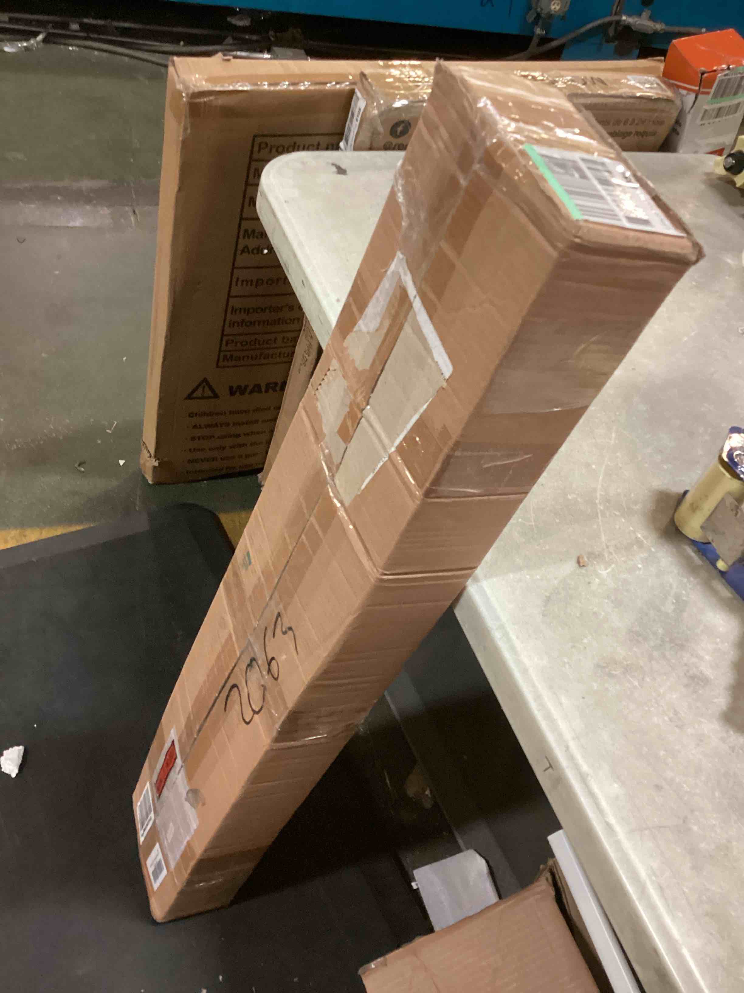 https://s3.amazonaws.com/lotting-images-prod/bidfta/ORG5534998_1699547026512.jpeg