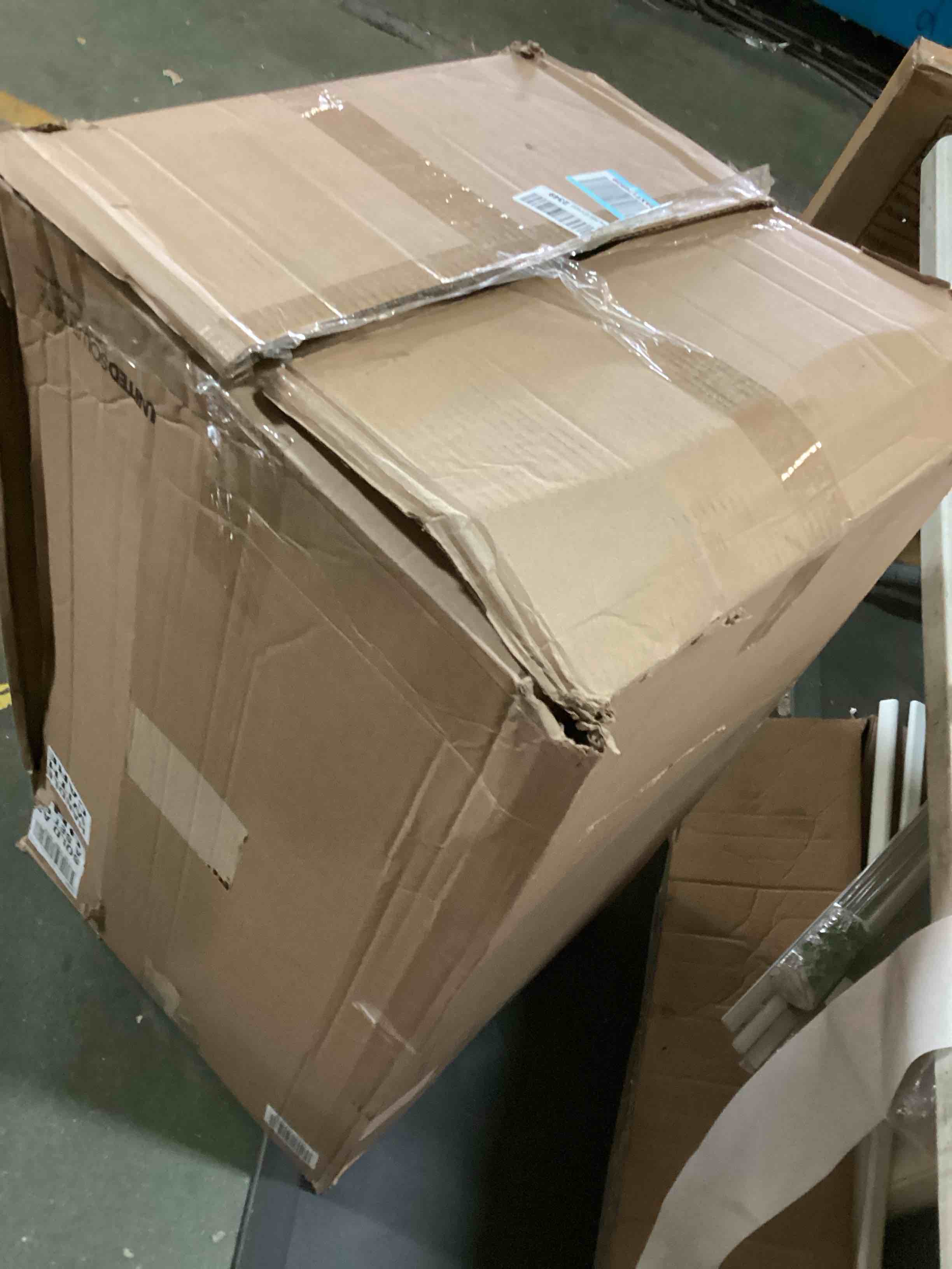 https://s3.amazonaws.com/lotting-images-prod/bidfta/ORG5535003_1699547813805.jpeg