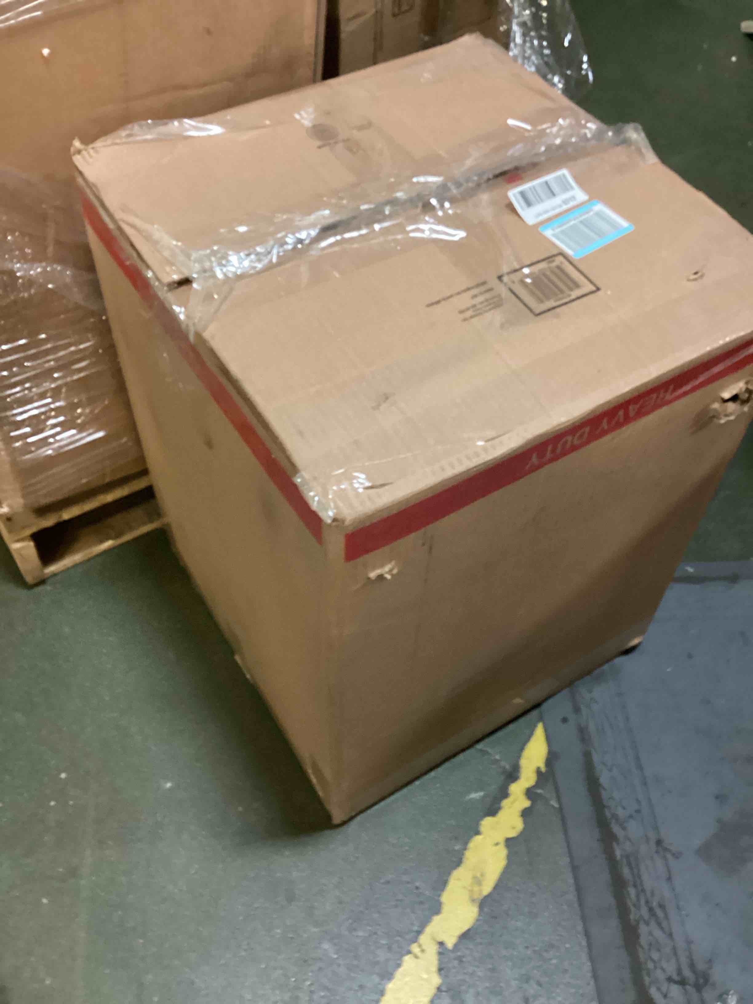 https://s3.amazonaws.com/lotting-images-prod/bidfta/ORG5535142_1699621929382.jpeg