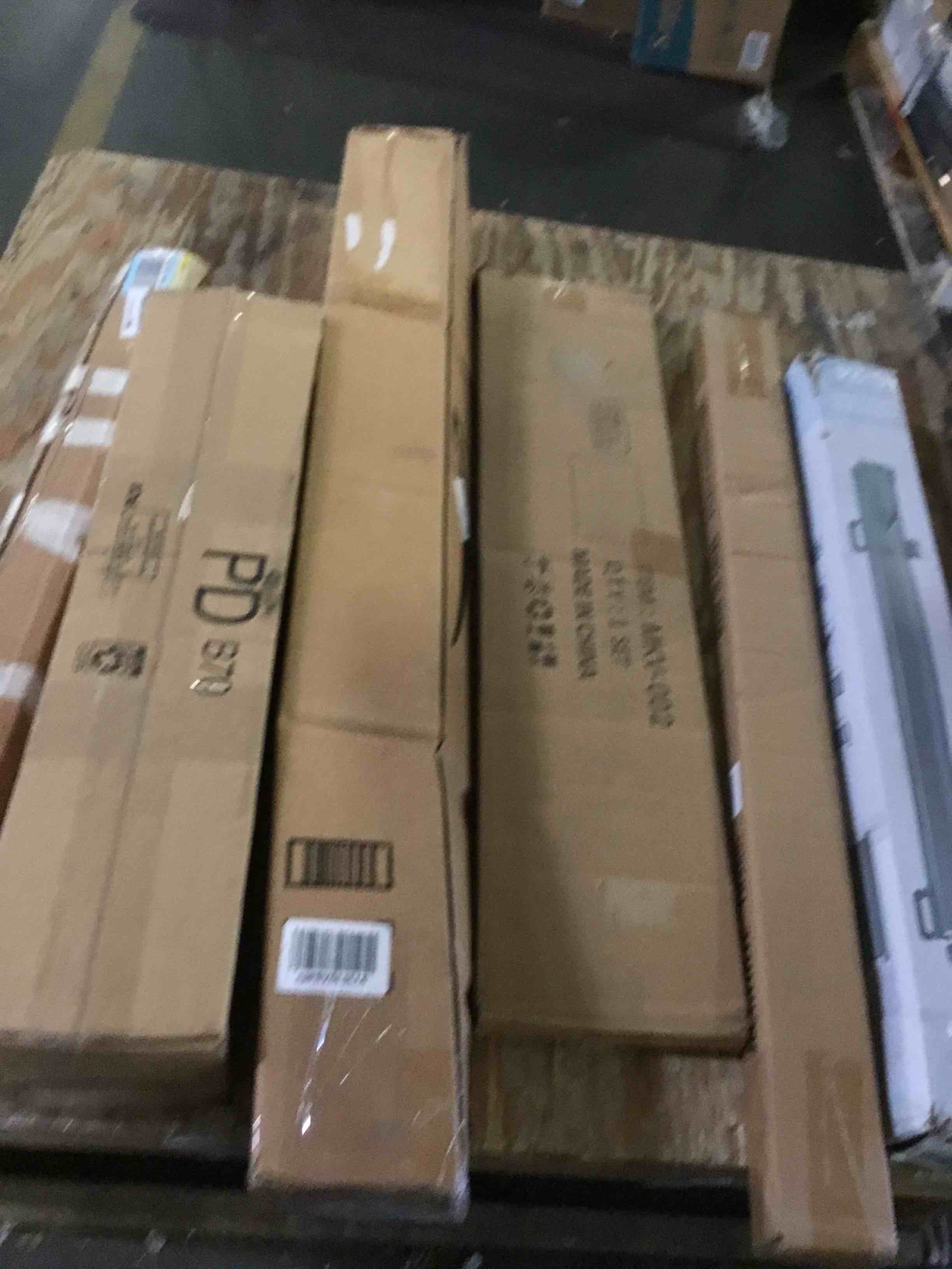 https://s3.amazonaws.com/lotting-images-prod/bidfta/ORG5535496_1698776777494.jpeg
