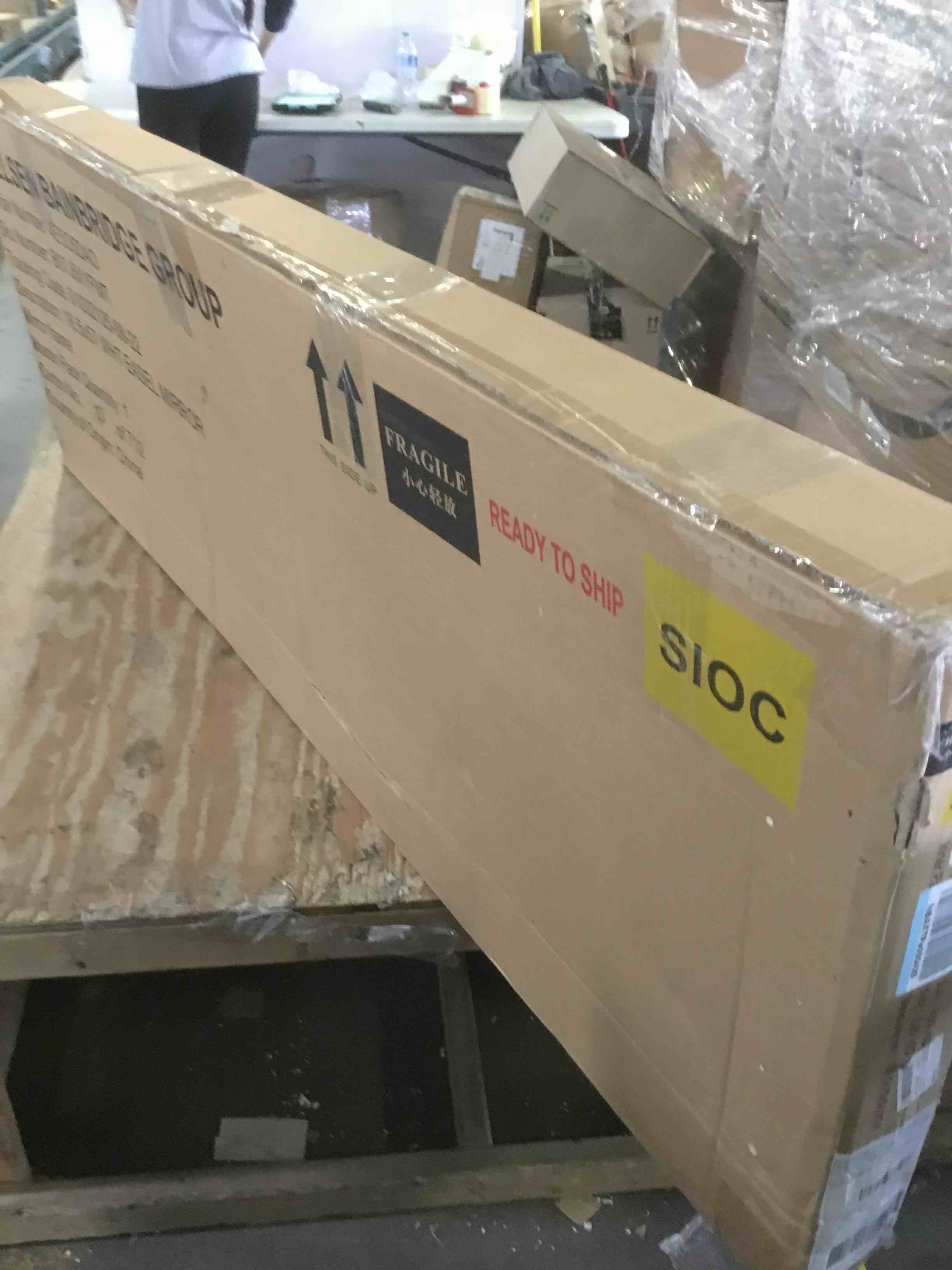 https://s3.amazonaws.com/lotting-images-prod/bidfta/ORG5536171_1699372308694.jpeg