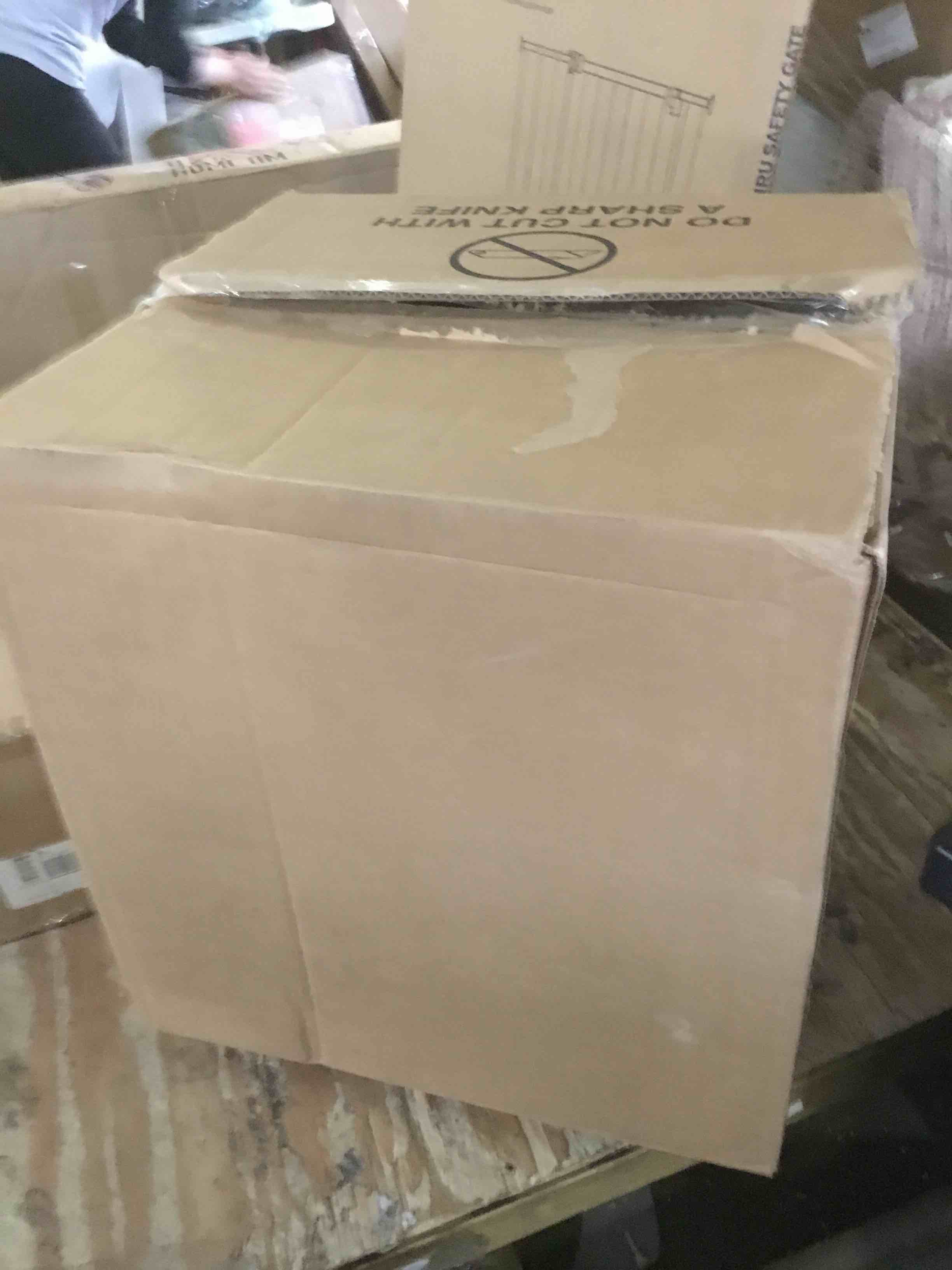 https://s3.amazonaws.com/lotting-images-prod/bidfta/ORG5536262_1699386943478.jpeg