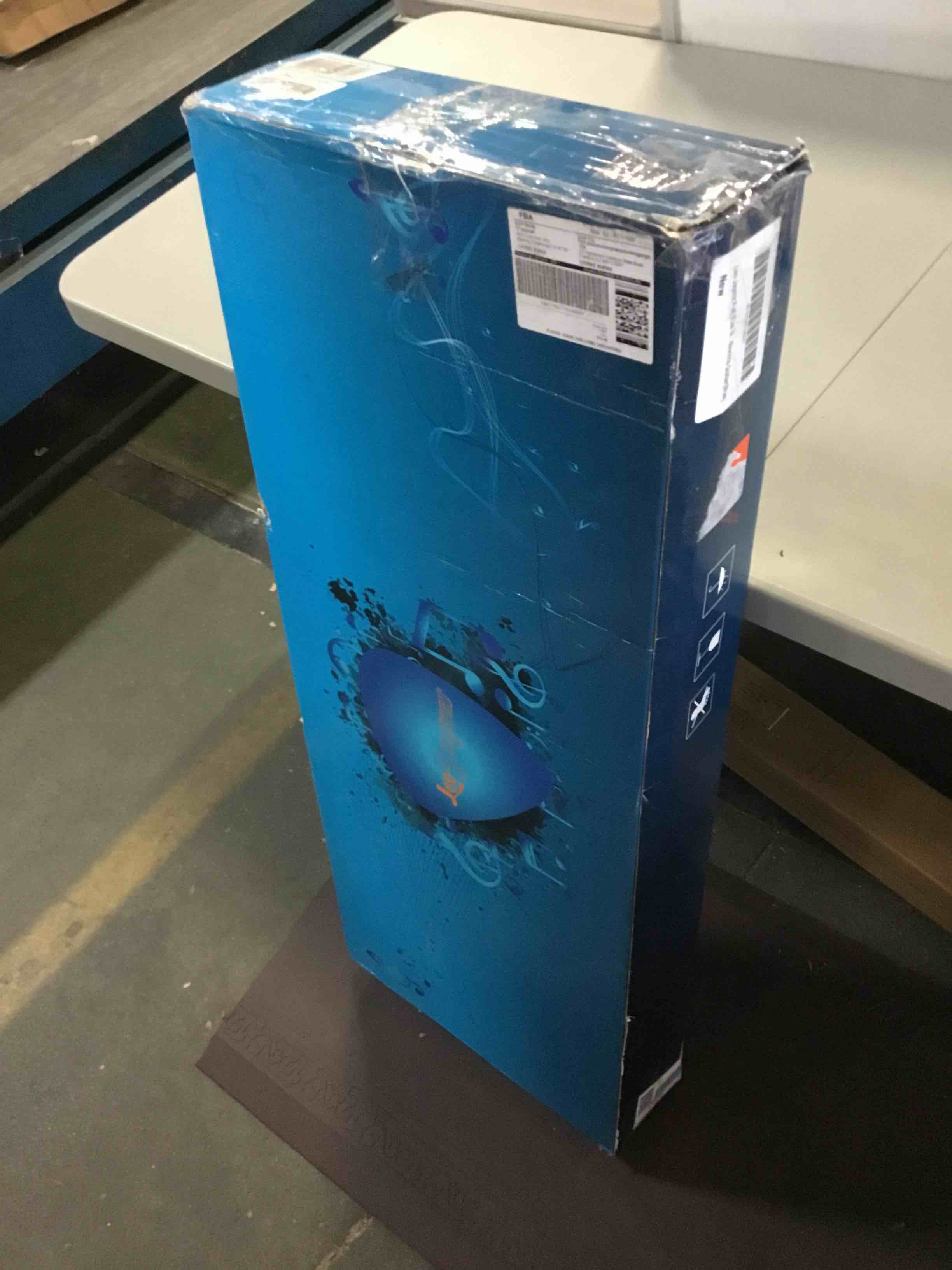 https://s3.amazonaws.com/lotting-images-prod/bidfta/ORG5538670_1699017987497.jpeg