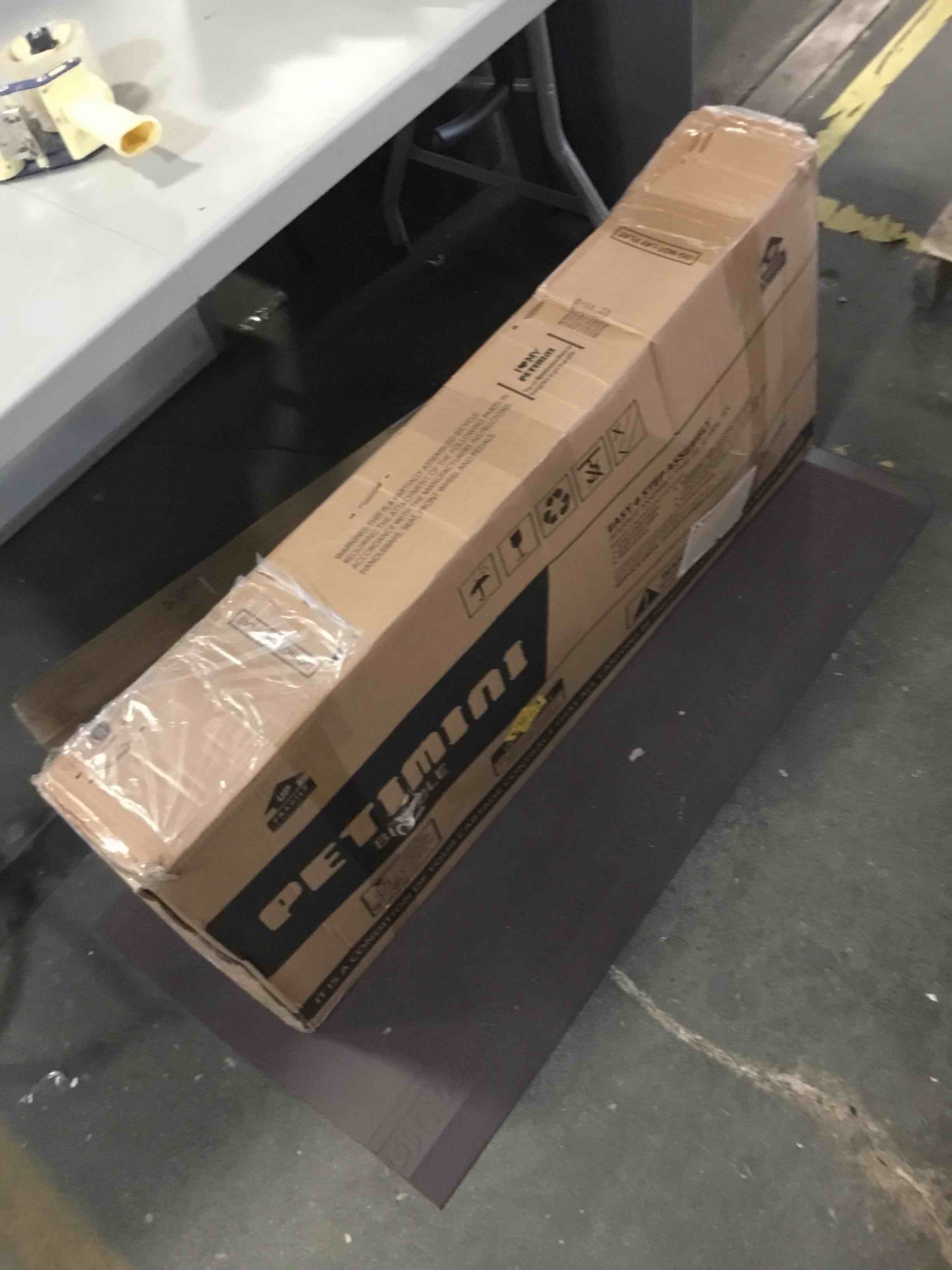 https://s3.amazonaws.com/lotting-images-prod/bidfta/ORG5538673_1699018275997.jpeg