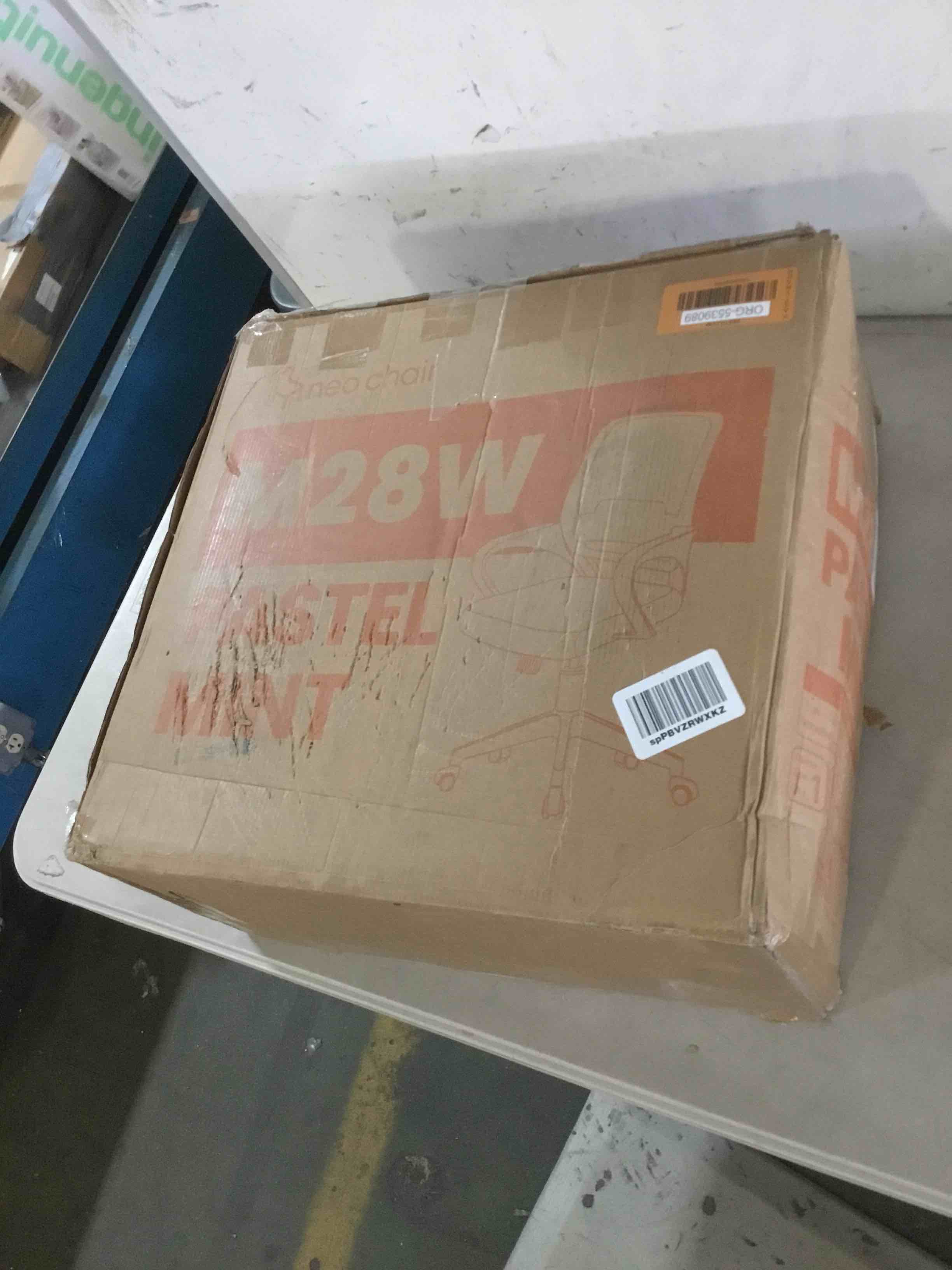 https://s3.amazonaws.com/lotting-images-prod/bidfta/ORG5539089_1699365893237.jpeg