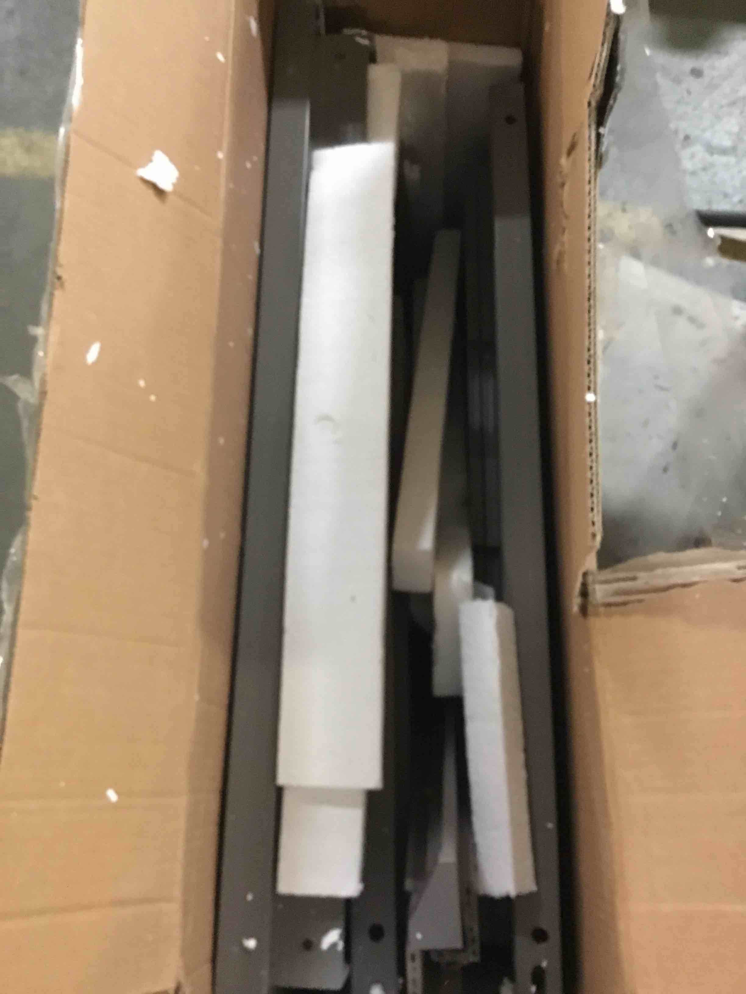 https://s3.amazonaws.com/lotting-images-prod/bidfta/ORG5539139_1699373649527.jpeg