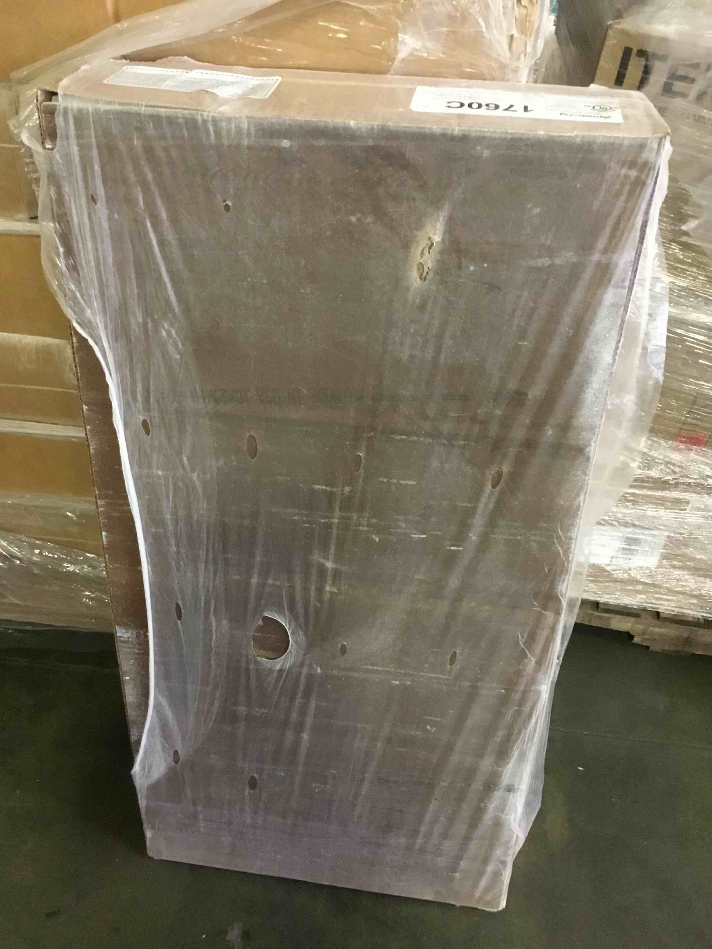 https://s3.amazonaws.com/lotting-images-prod/bidfta/ORG5539979_1696534669101.jpeg