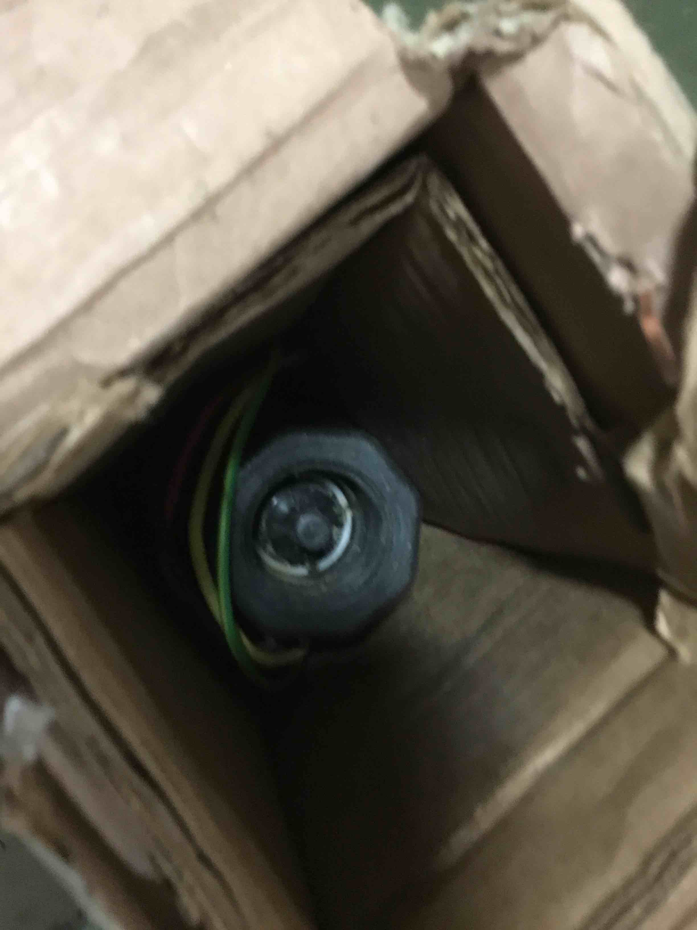 https://s3.amazonaws.com/lotting-images-prod/bidfta/ORG5542720_1698324444776.jpeg